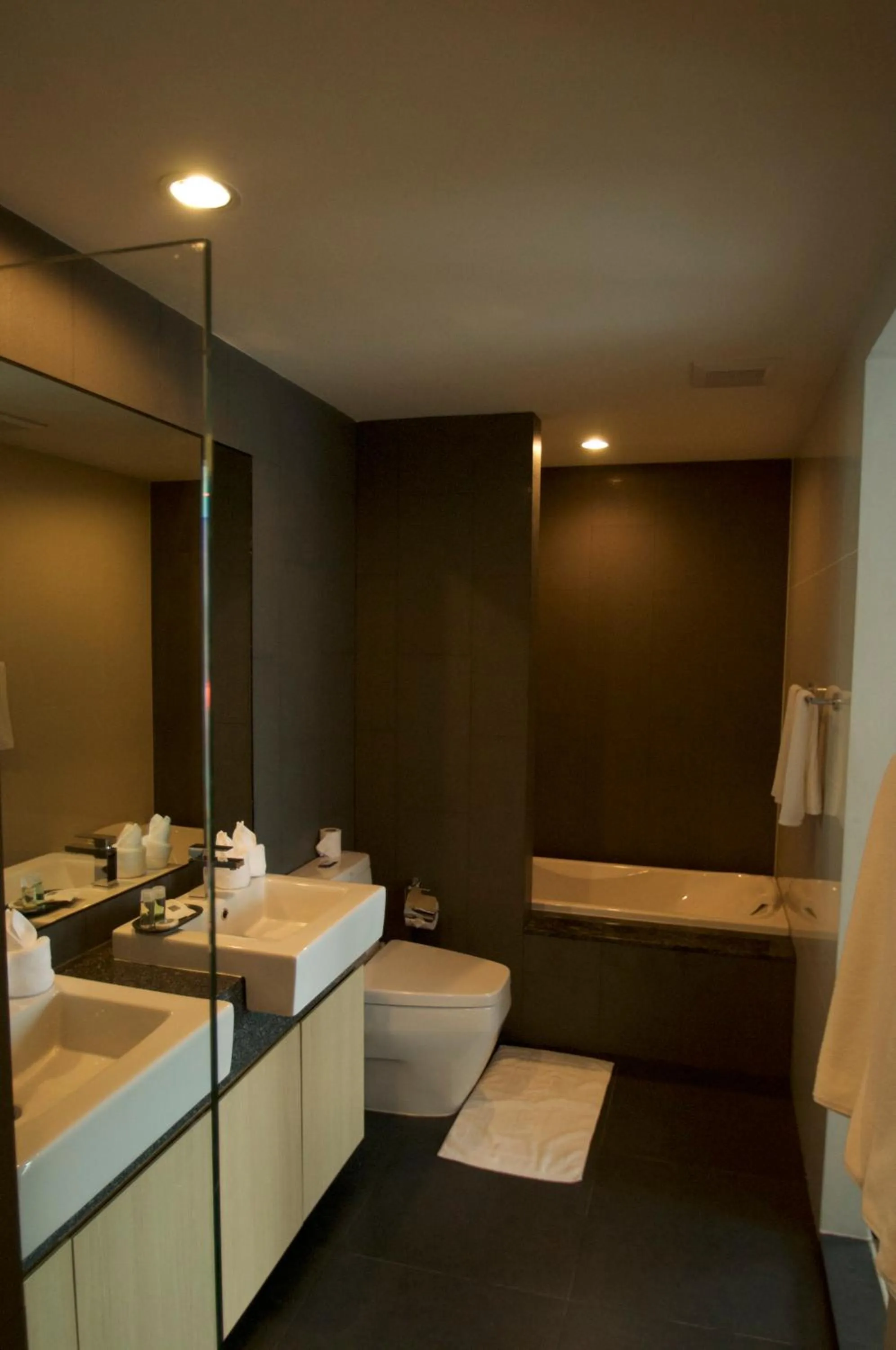 Bathroom in 6th Avenue Surin Beach - Official Account