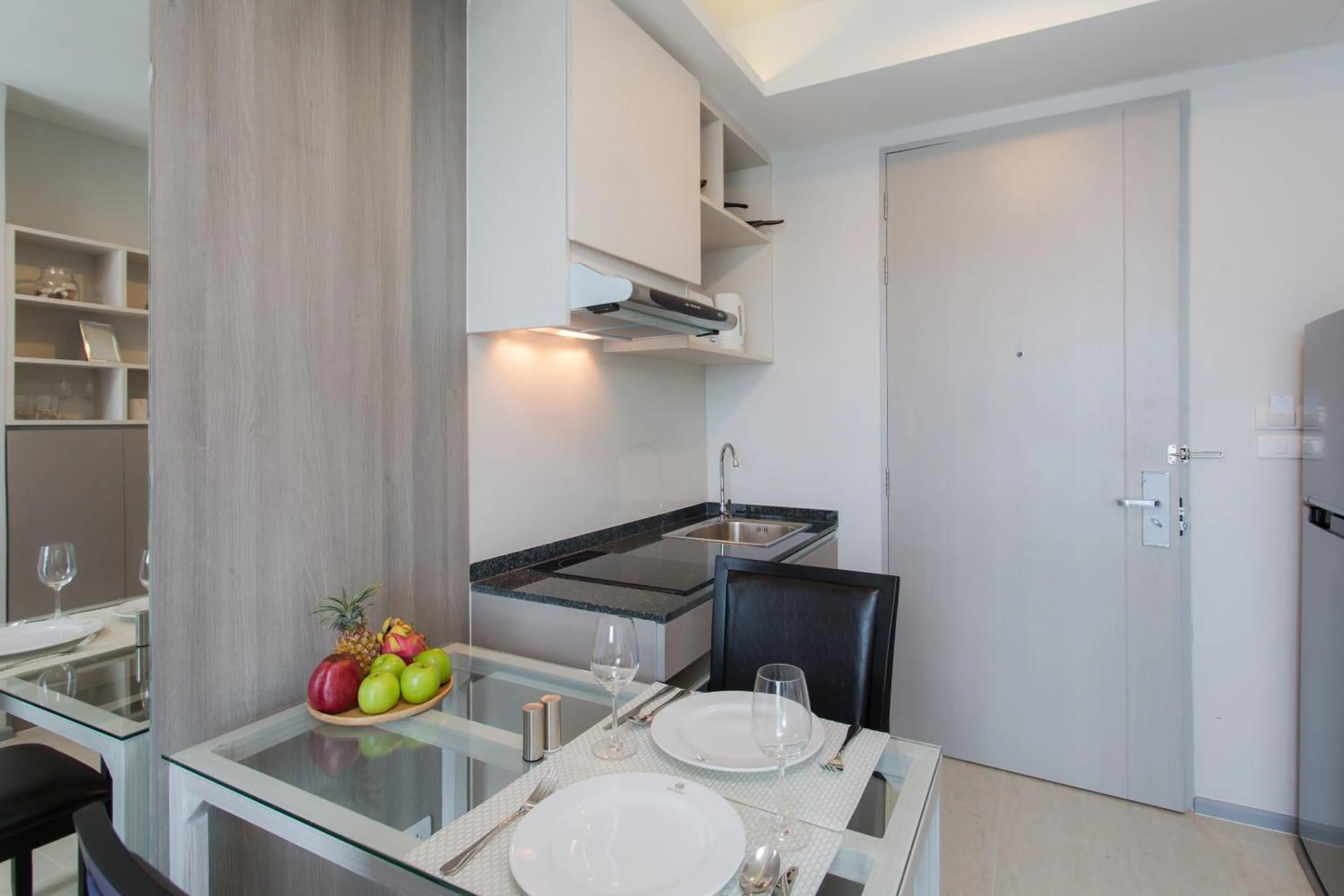 Dining area in 6th Avenue Surin Beach - Official Account