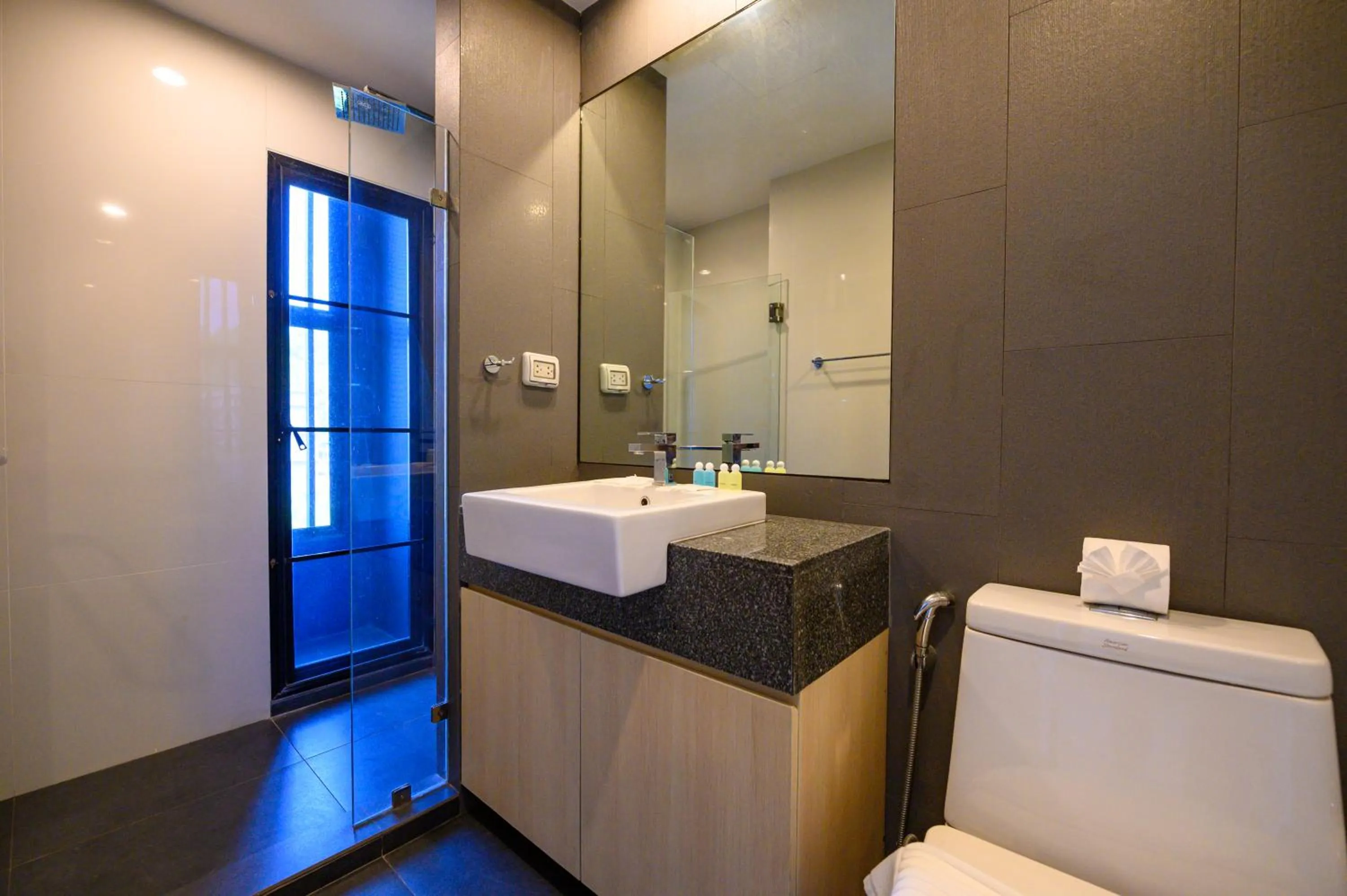 Bathroom in 6th Avenue Surin Beach - Official Account