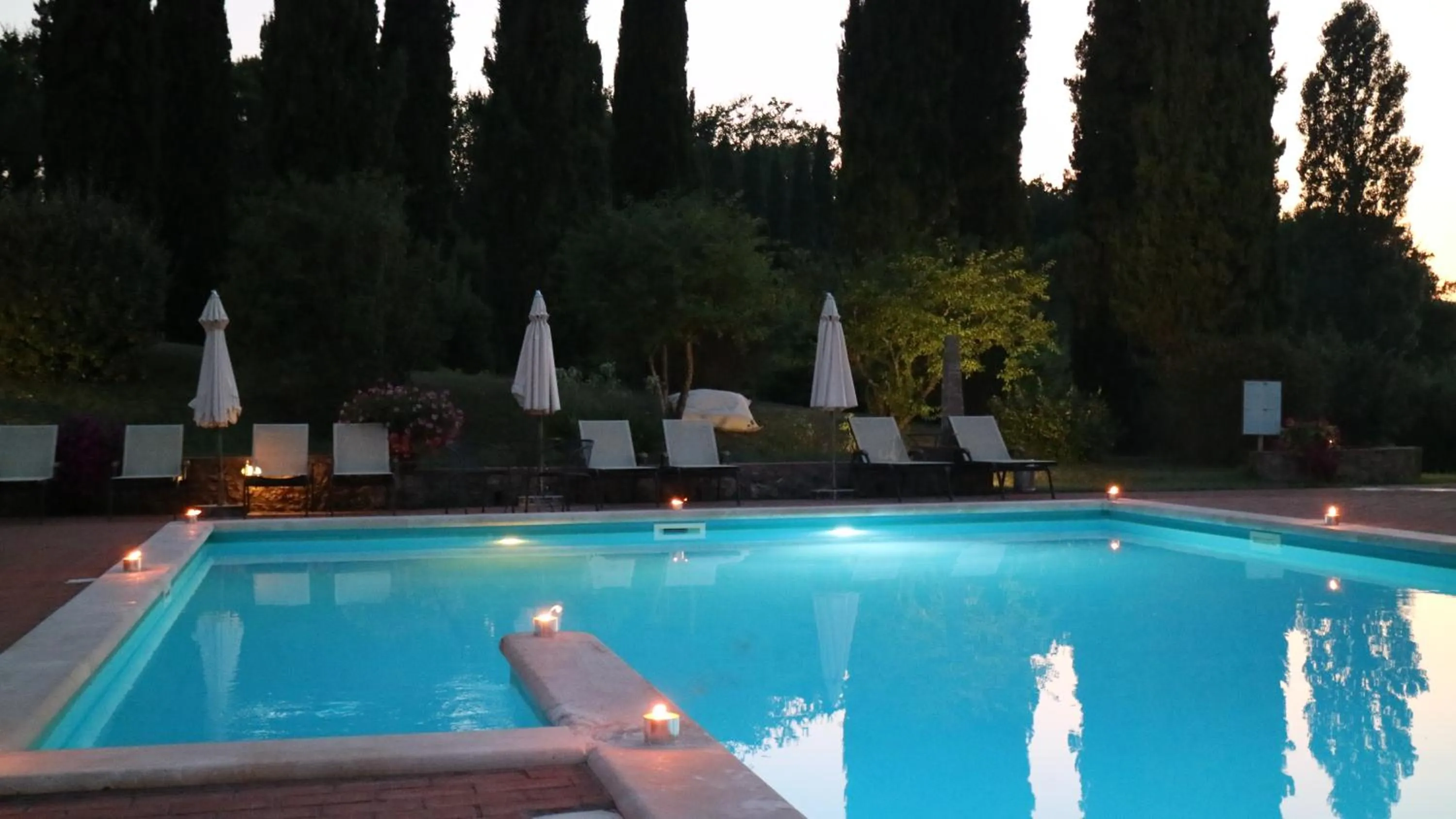 Pool view in Agriturismo La Sovana