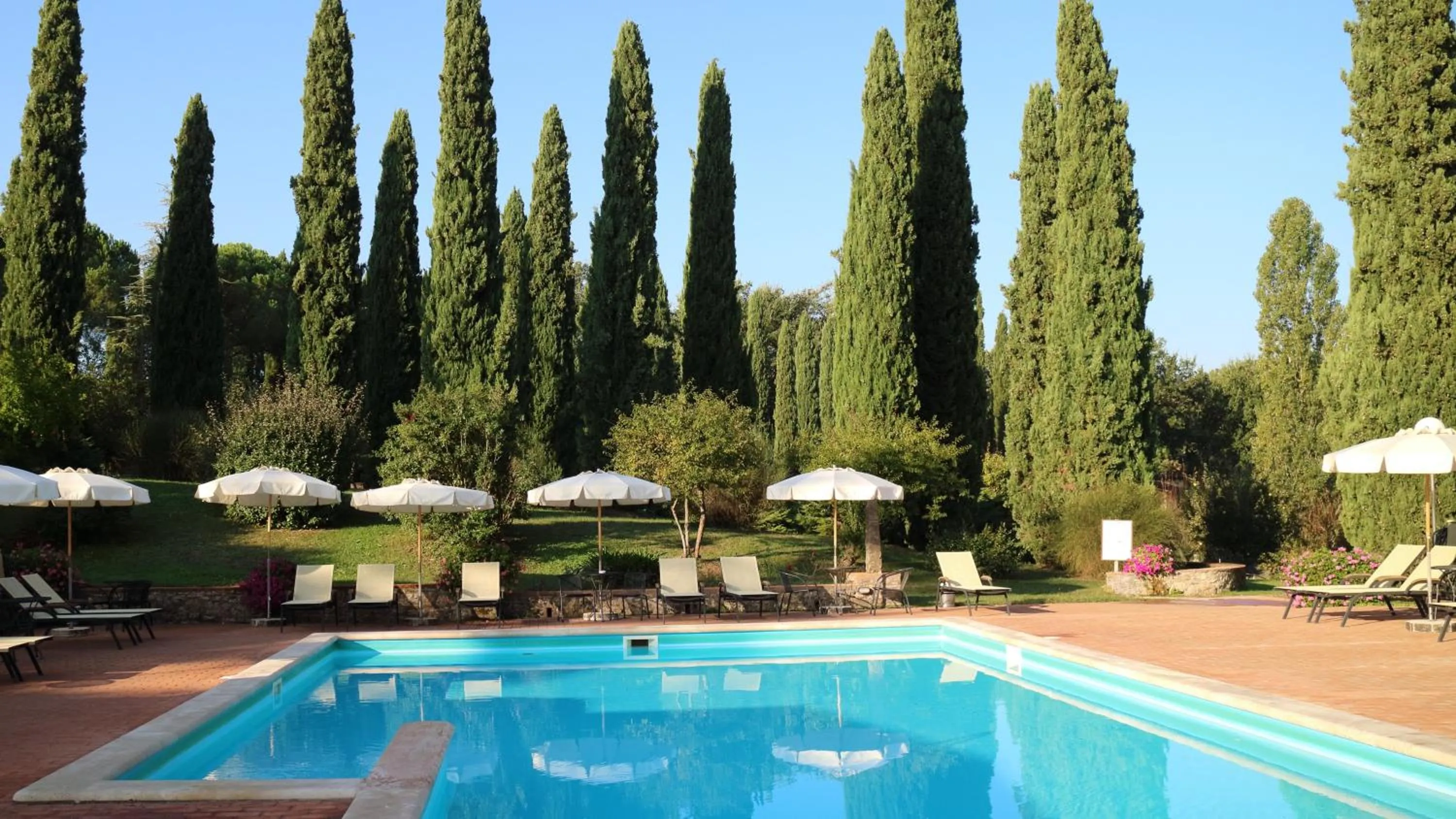 Swimming pool in Agriturismo La Sovana
