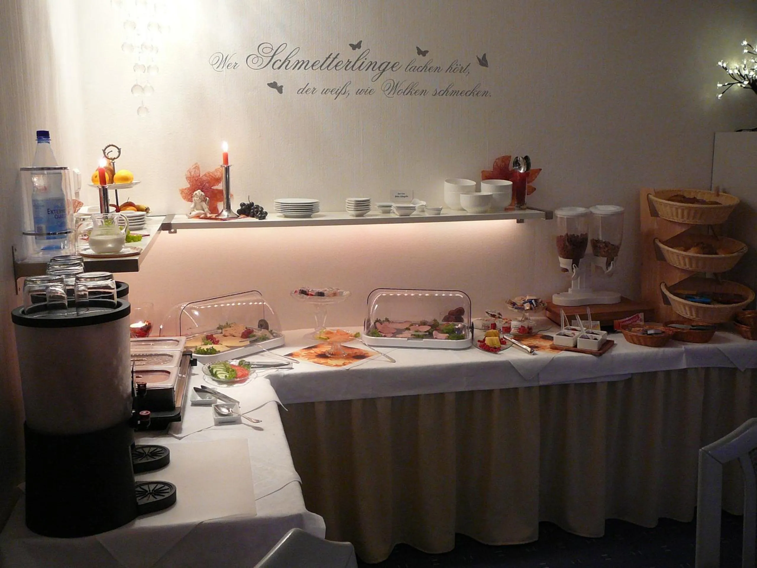 Buffet breakfast in Haus Drei Tannen