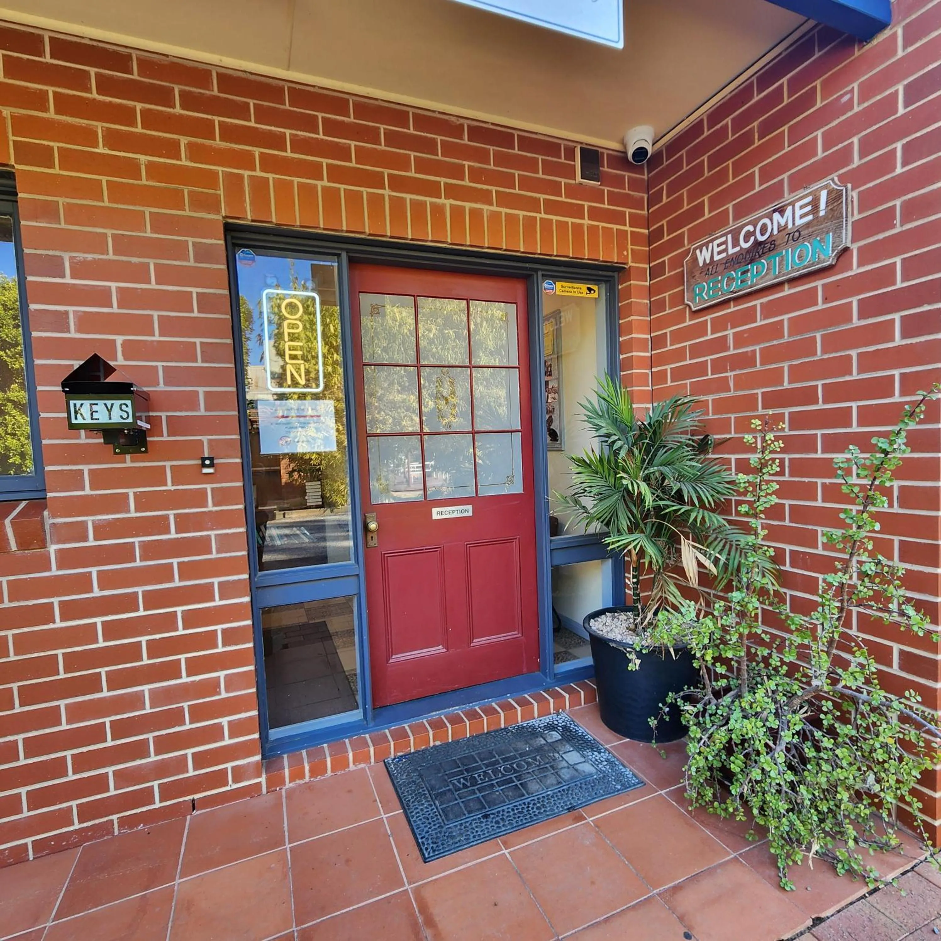 Property building in Wentworth Central Motor Inn