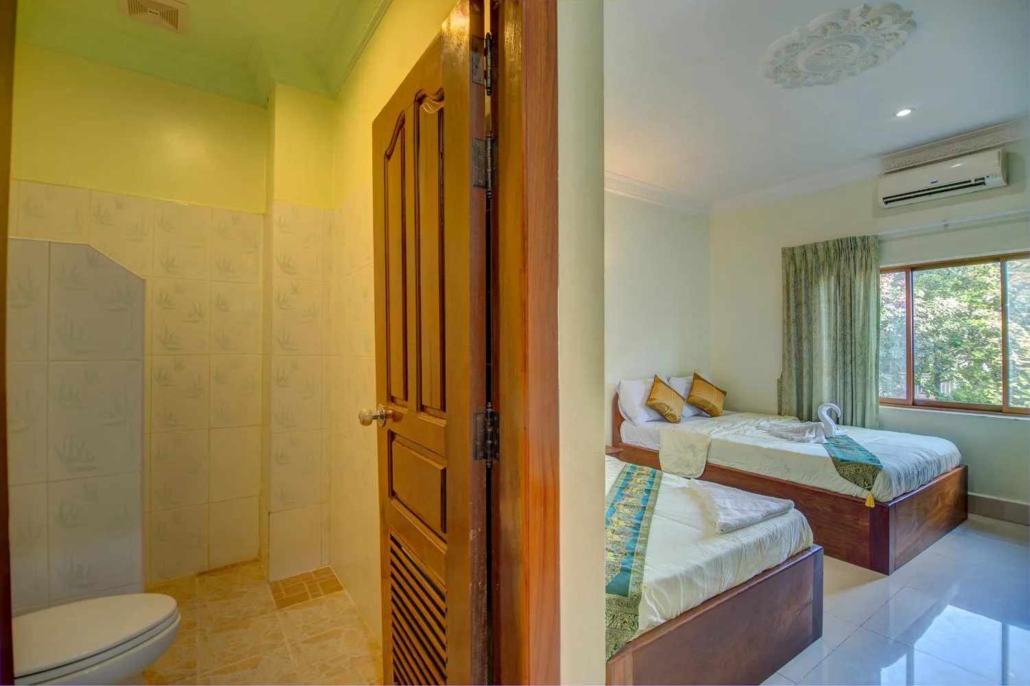 View (from property/room), Bed in DV Angkor Villa