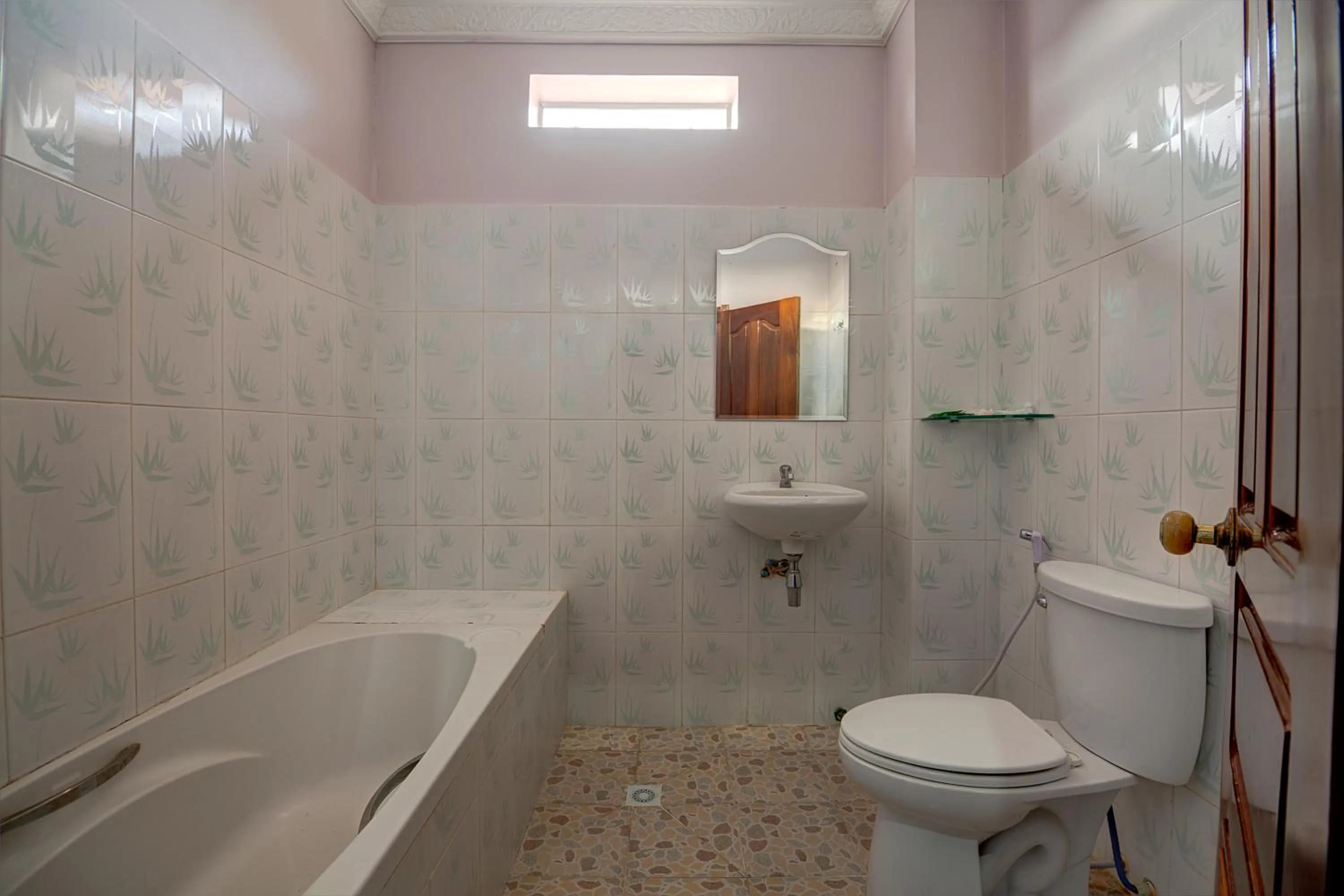 Bathroom in DV Angkor Villa