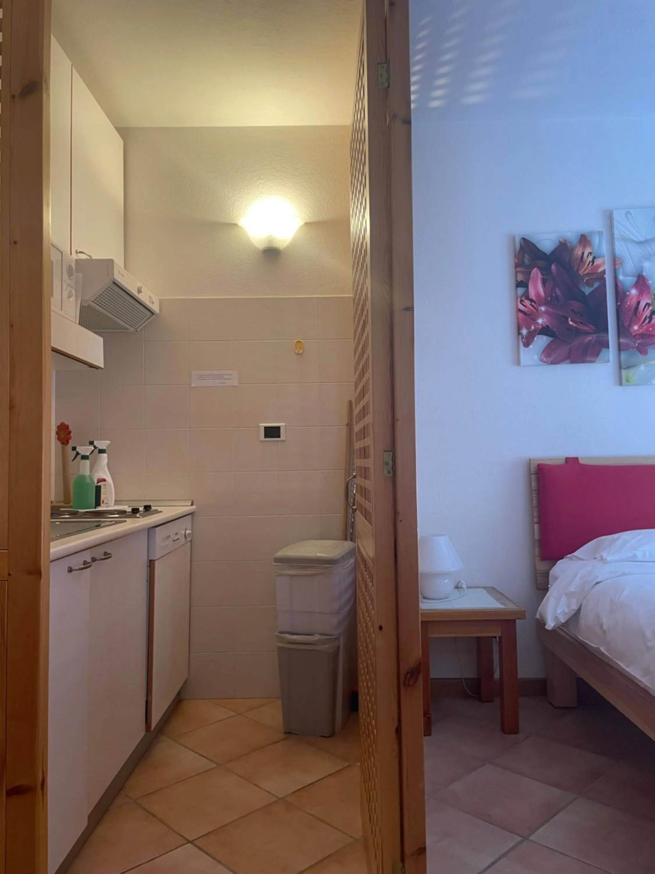 Kitchen or kitchenette, Bed in Residenza Del Sole