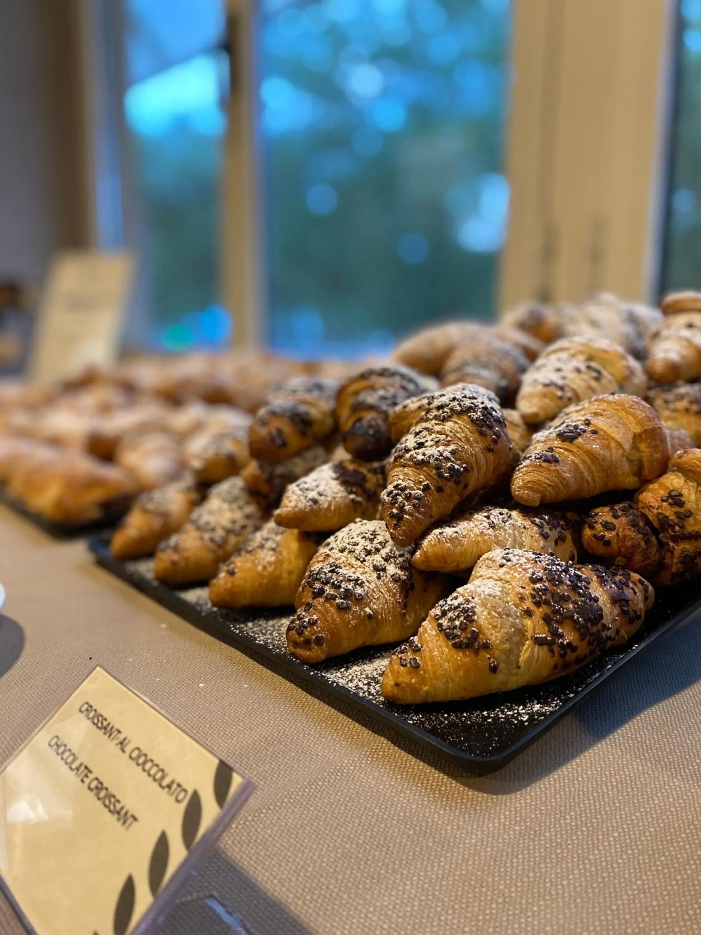 Food and drinks in Hotel Embassy