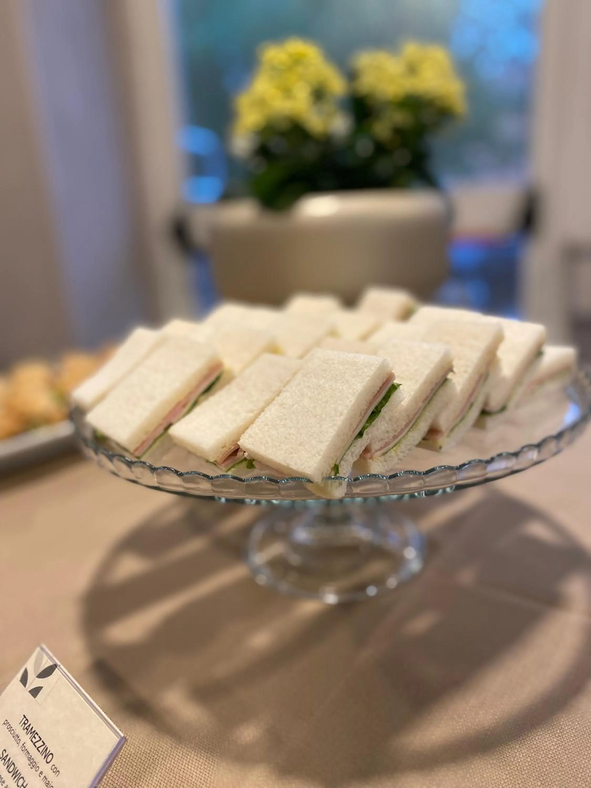 Food and drinks in Hotel Embassy