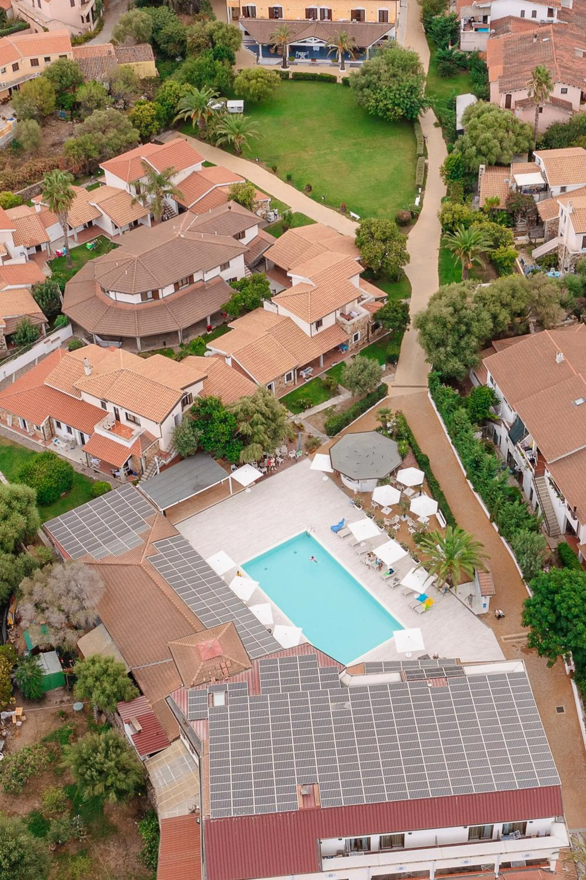 Bird's eye view, Bird's-eye View in Amareclub Le Rose