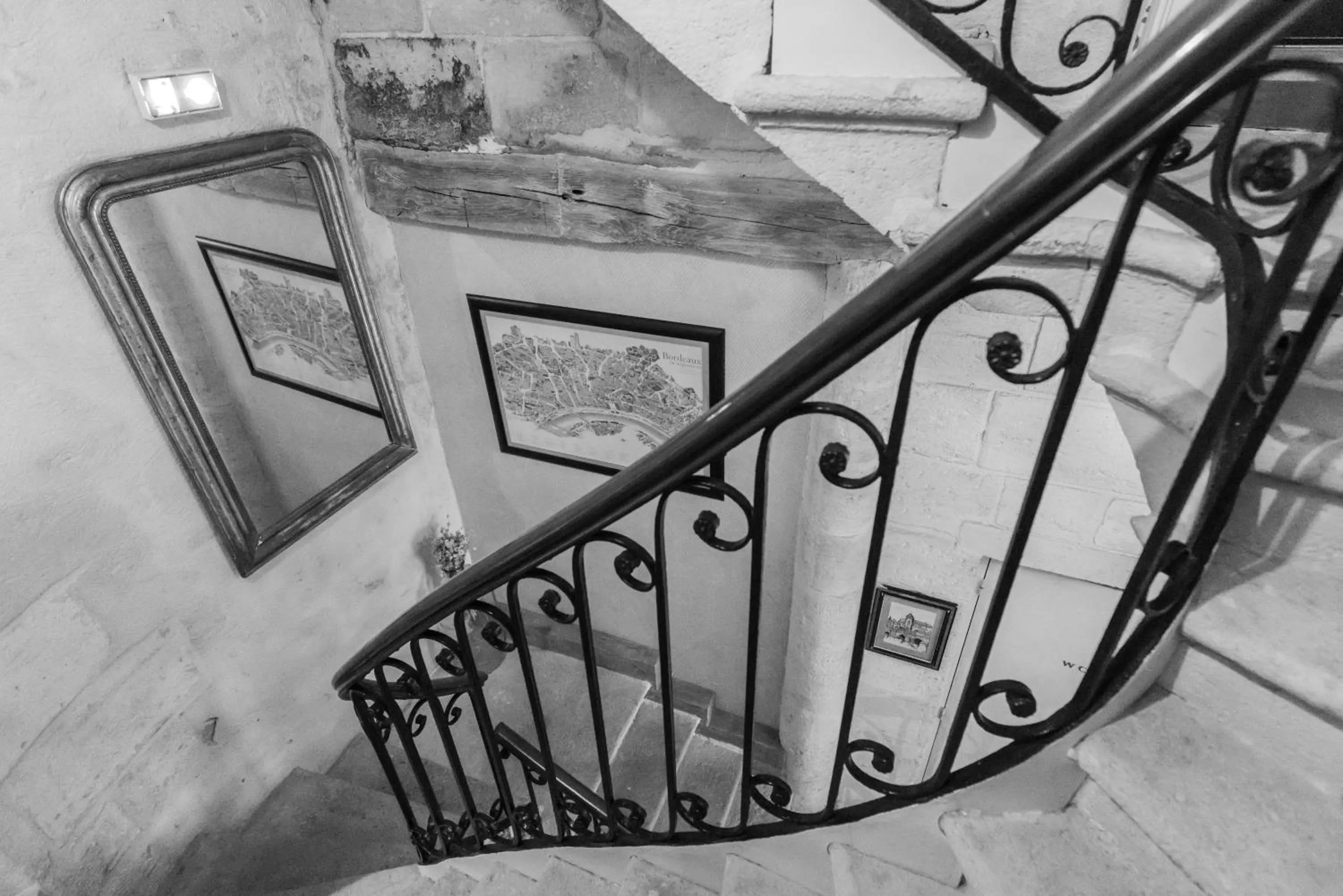 Property building in Hôtel La Tour Intendance