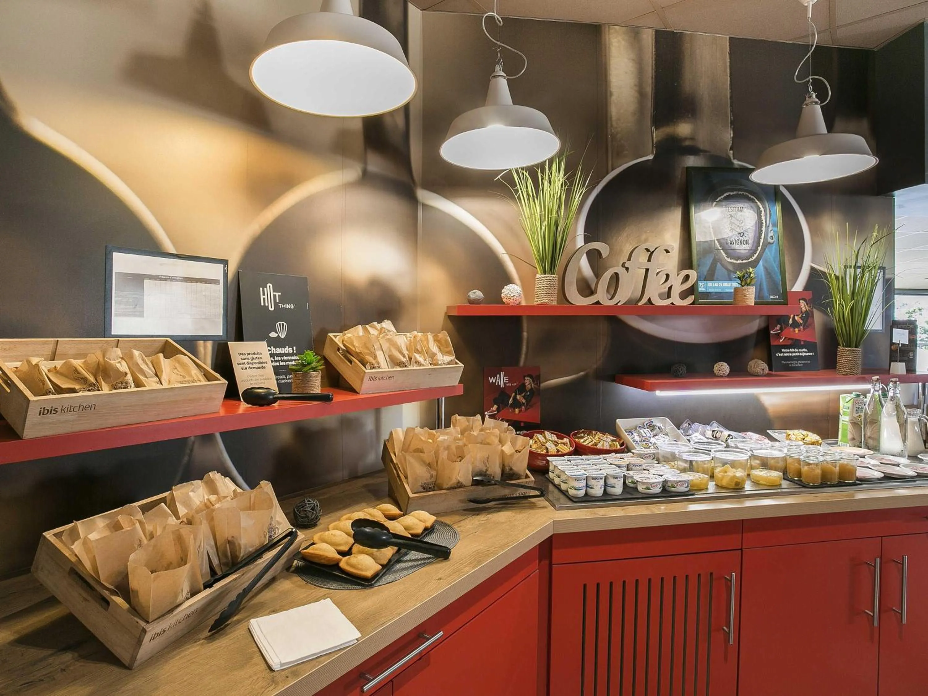 Breakfast in ibis Avignon Sud