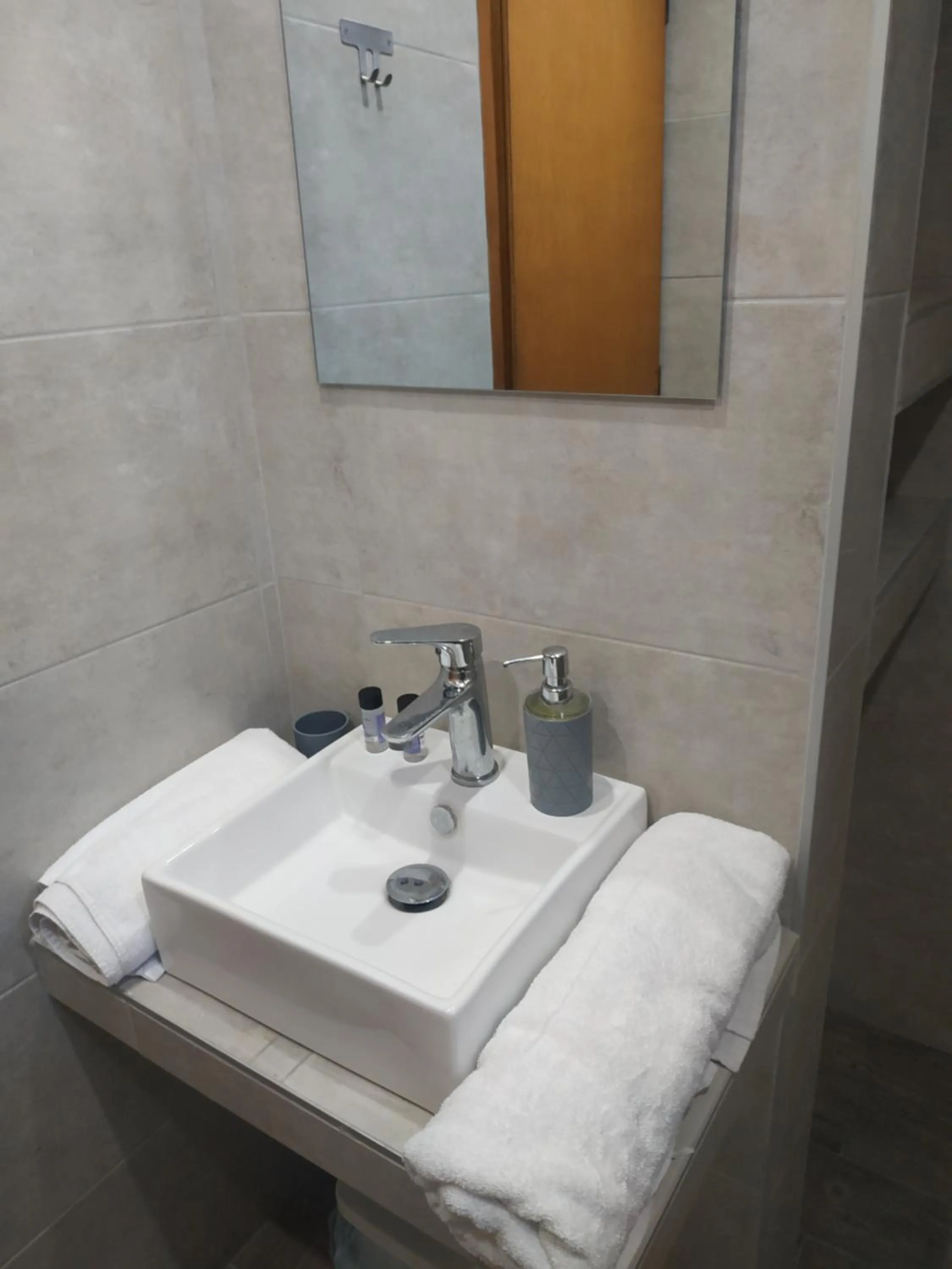 Lia Sofia Apartments