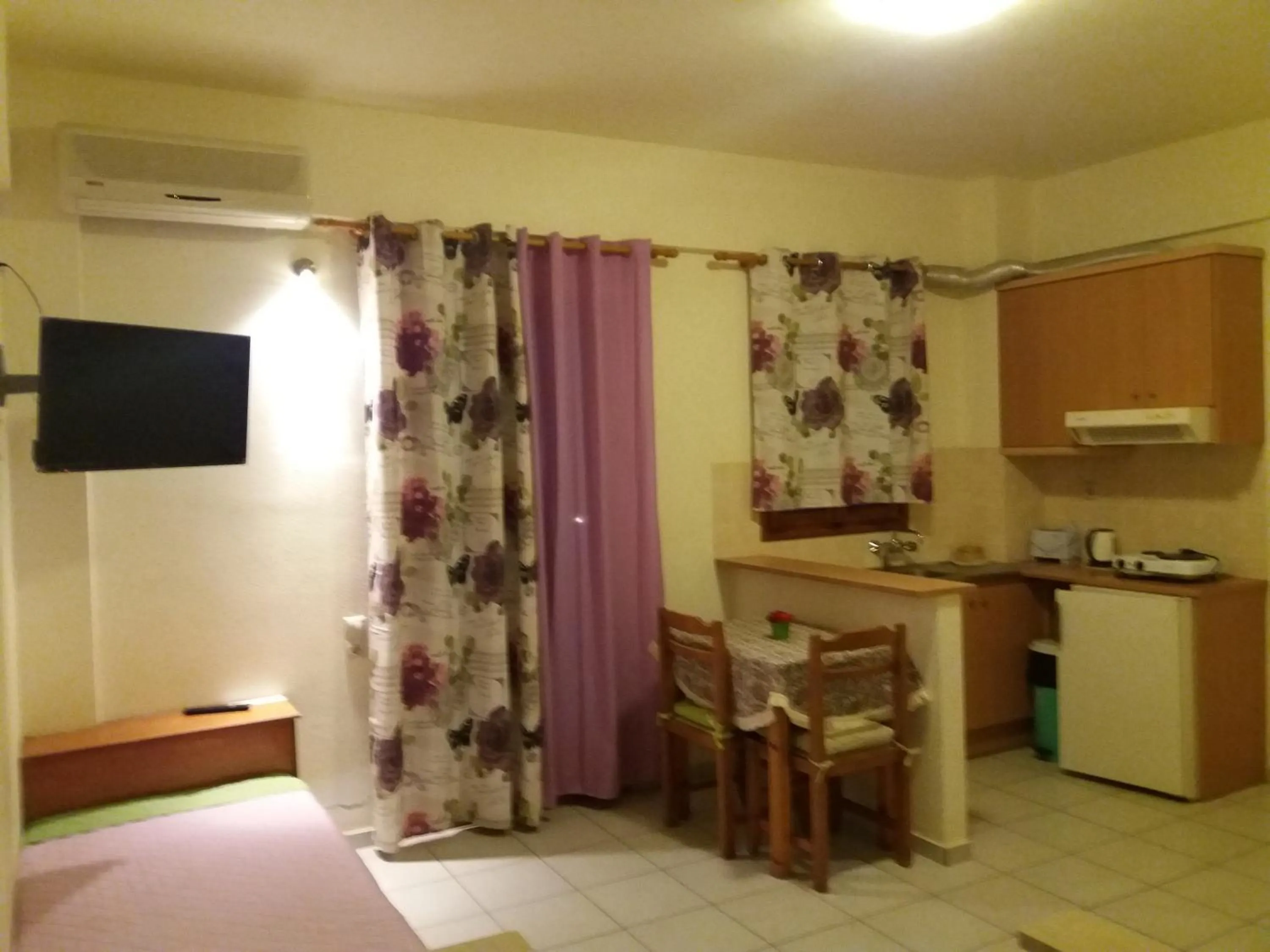 Lia Sofia Apartments