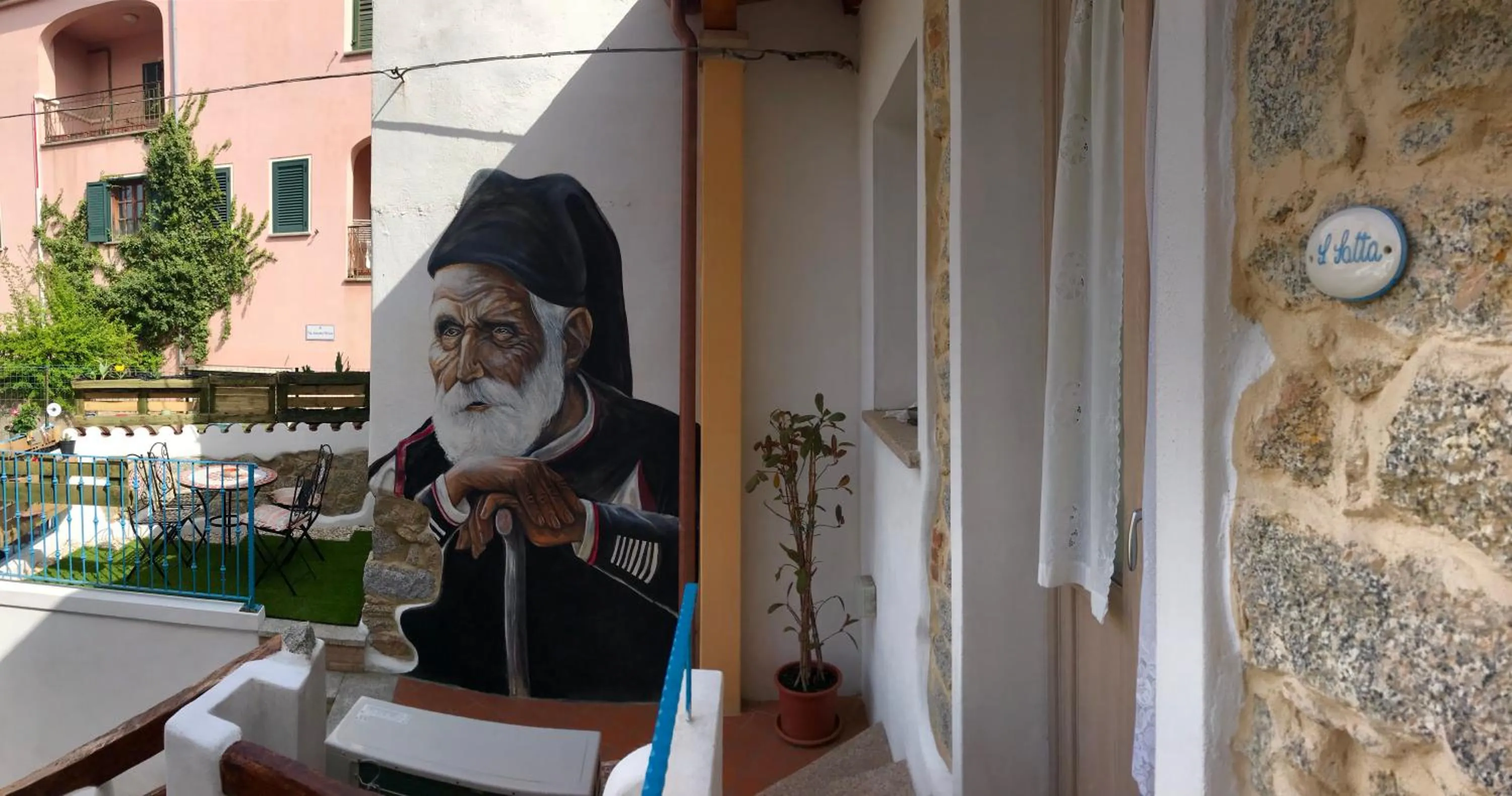 Budget Double or Twin Room in B&B Pascal House Nuoro_IUN E5016
