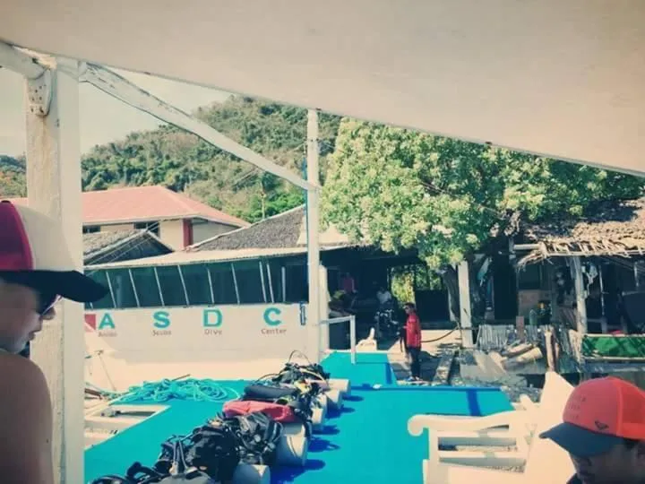 Diving in Anilao Scuba Dive Center (ASDC)