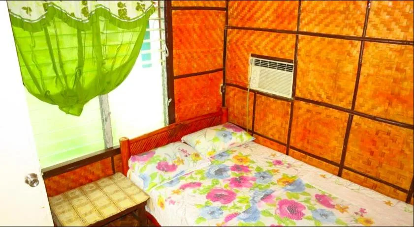 Bed in Anilao Scuba Dive Center (ASDC)