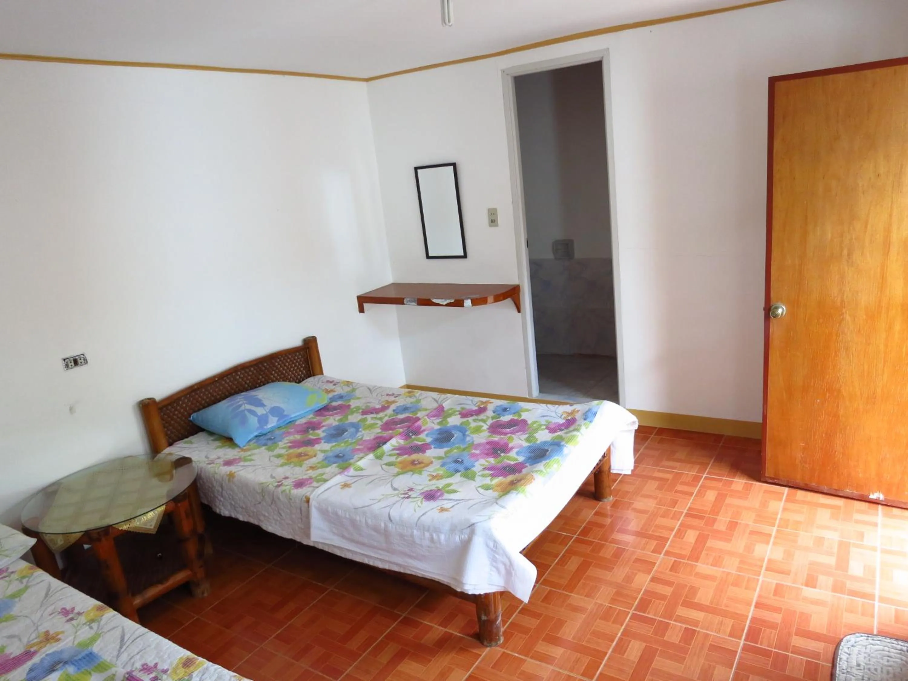 Bed in Anilao Scuba Dive Center (ASDC)