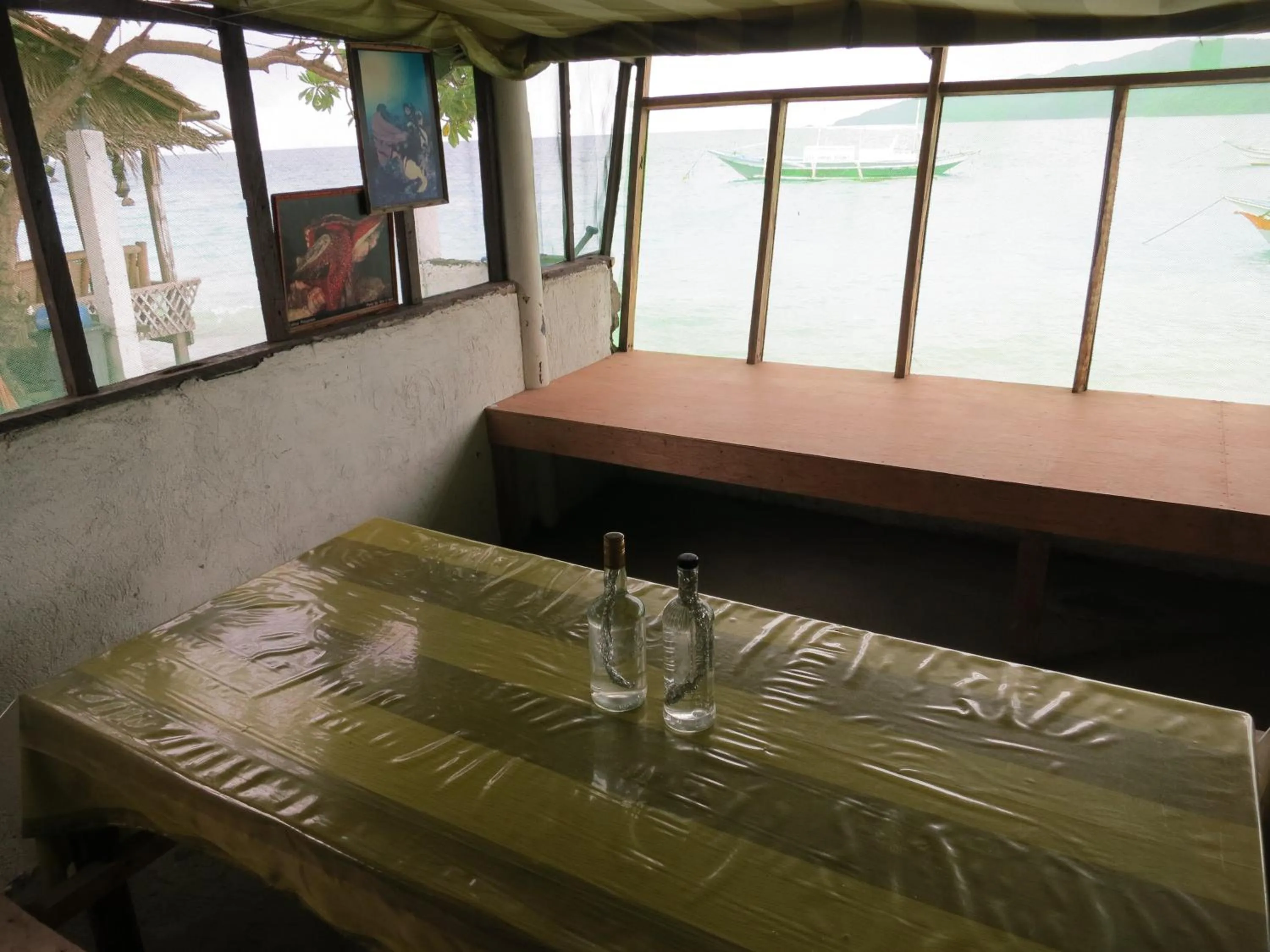 Restaurant/places to eat in Anilao Scuba Dive Center (ASDC)