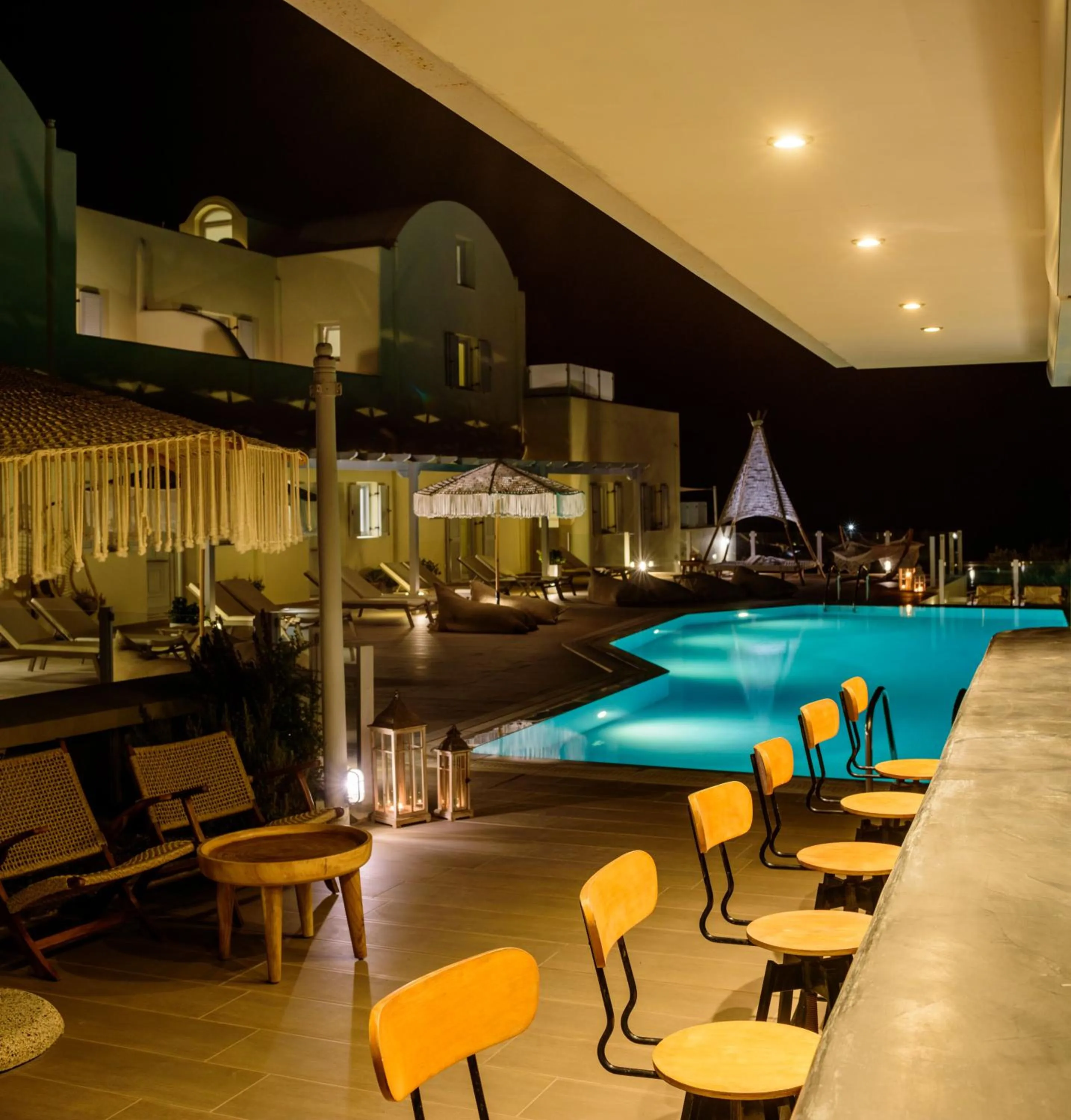 Swimming pool in Aliter Suites