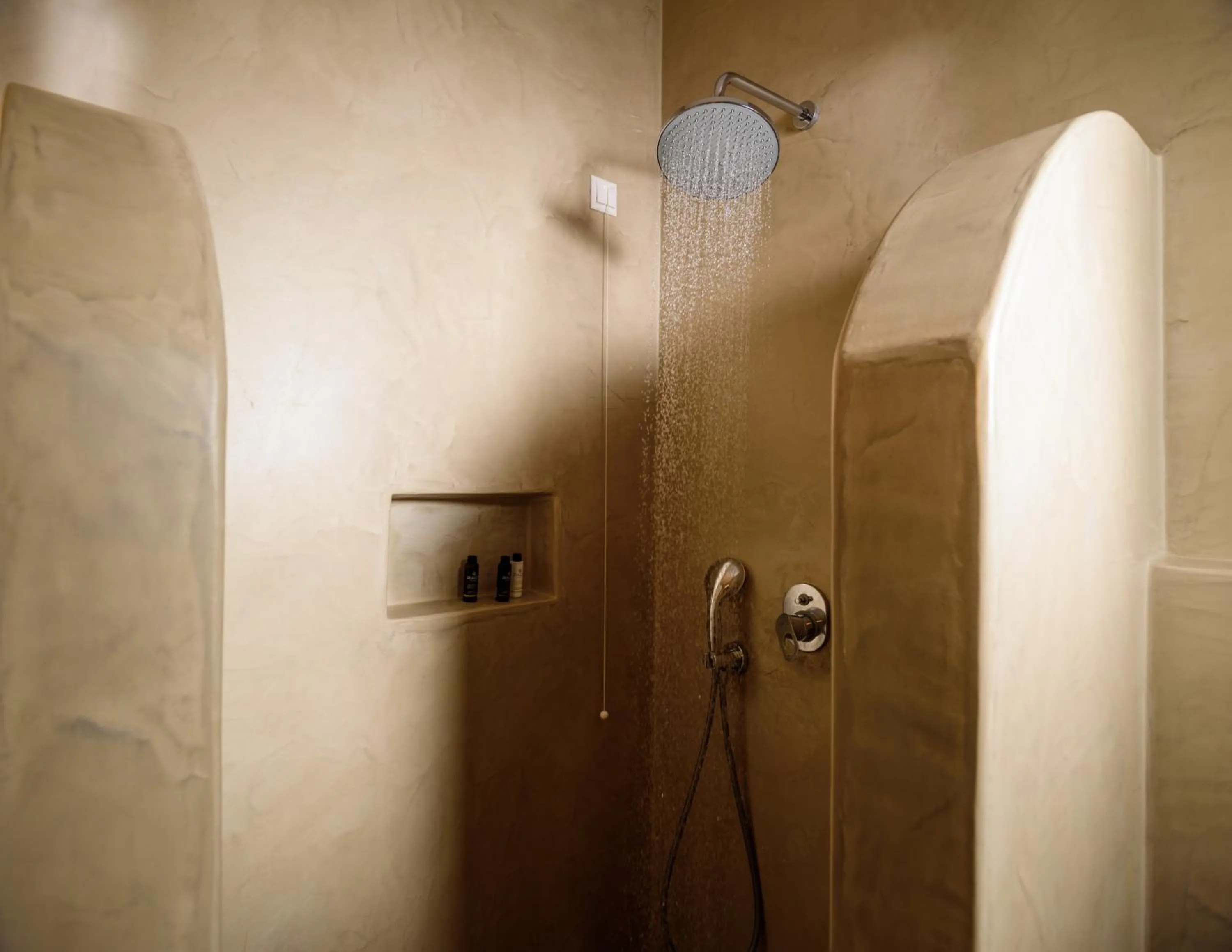 Bathroom in Aliter Suites