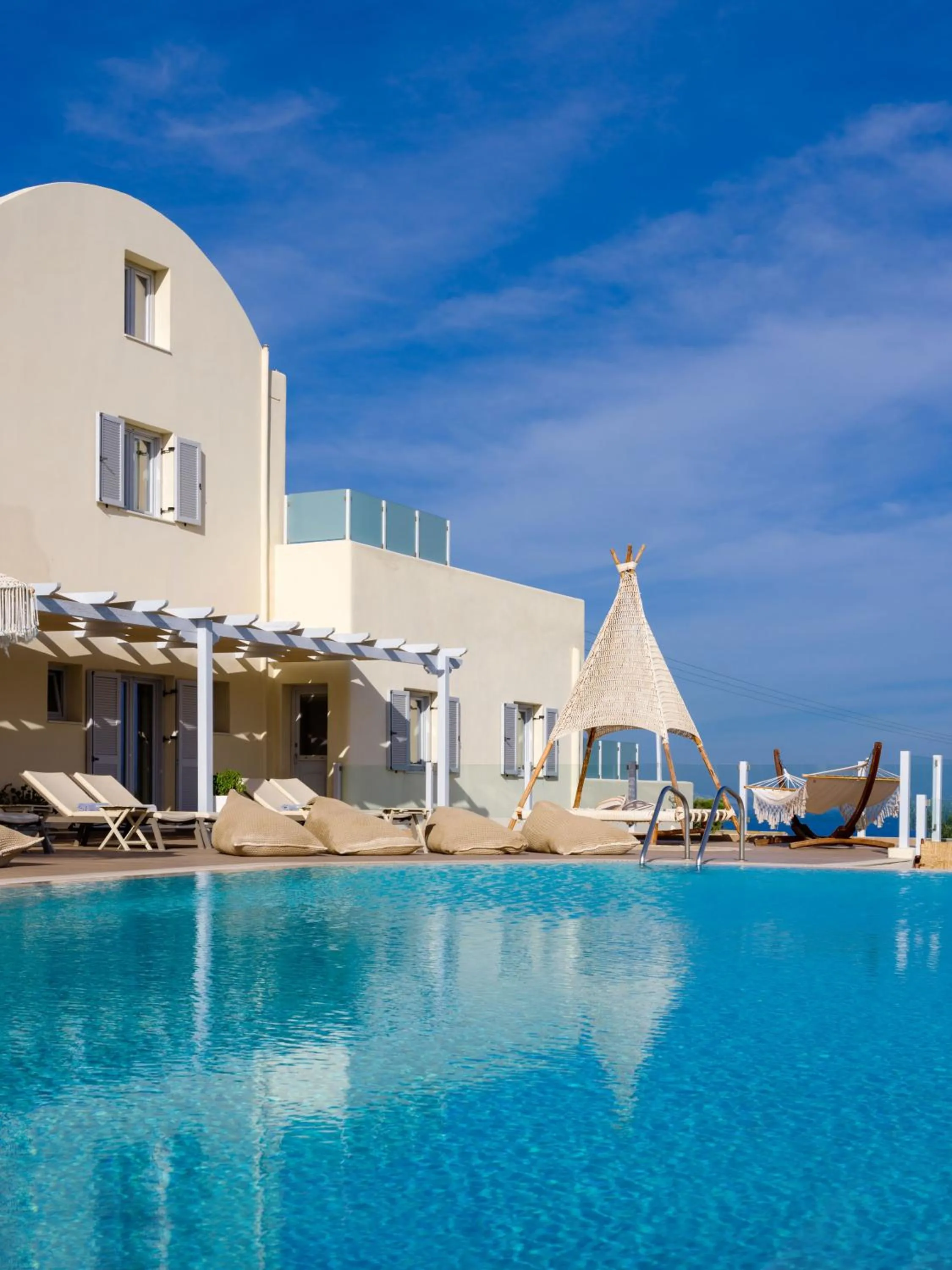 Swimming pool in Aliter Suites