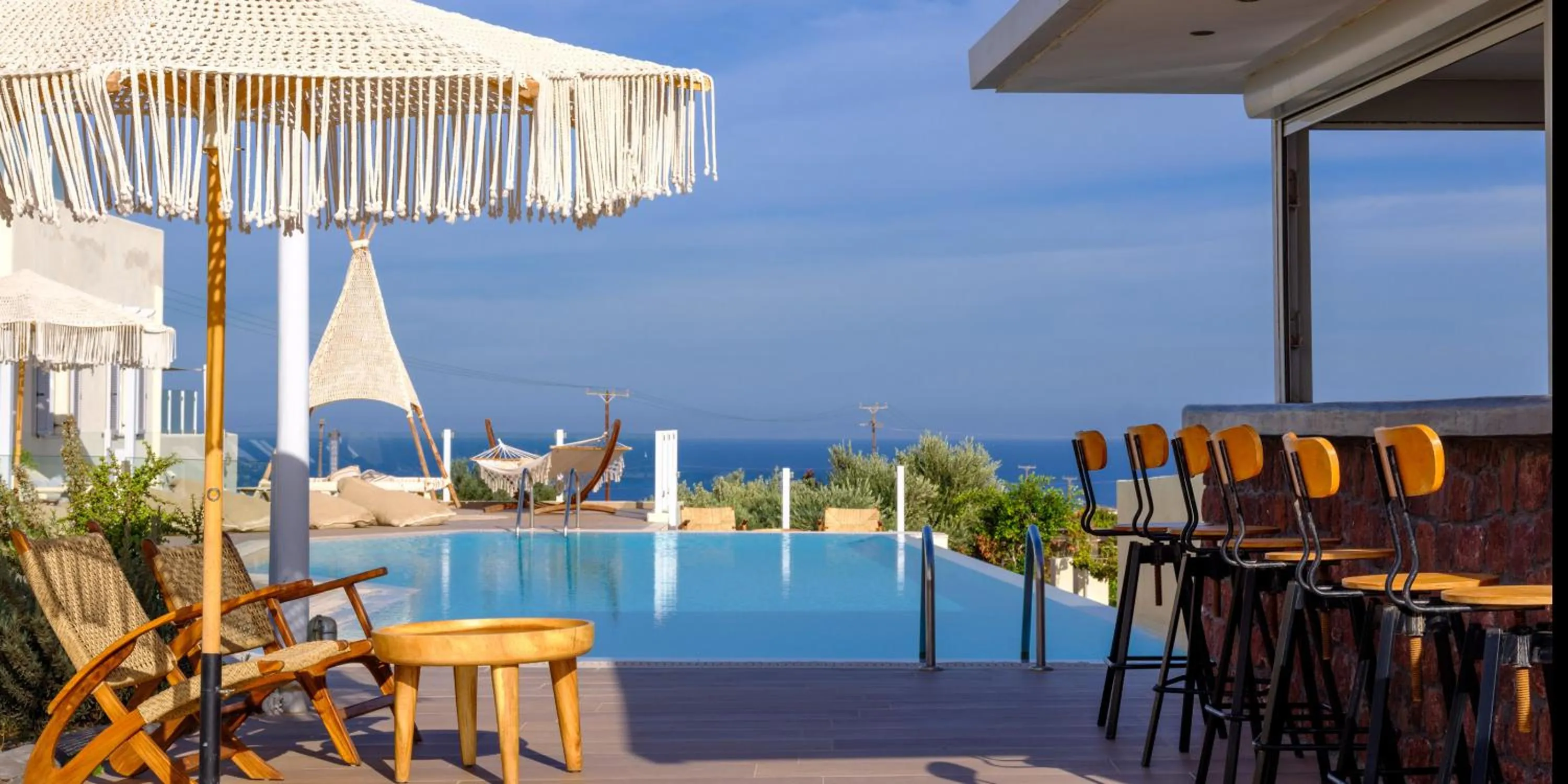 Swimming pool in Aliter Suites