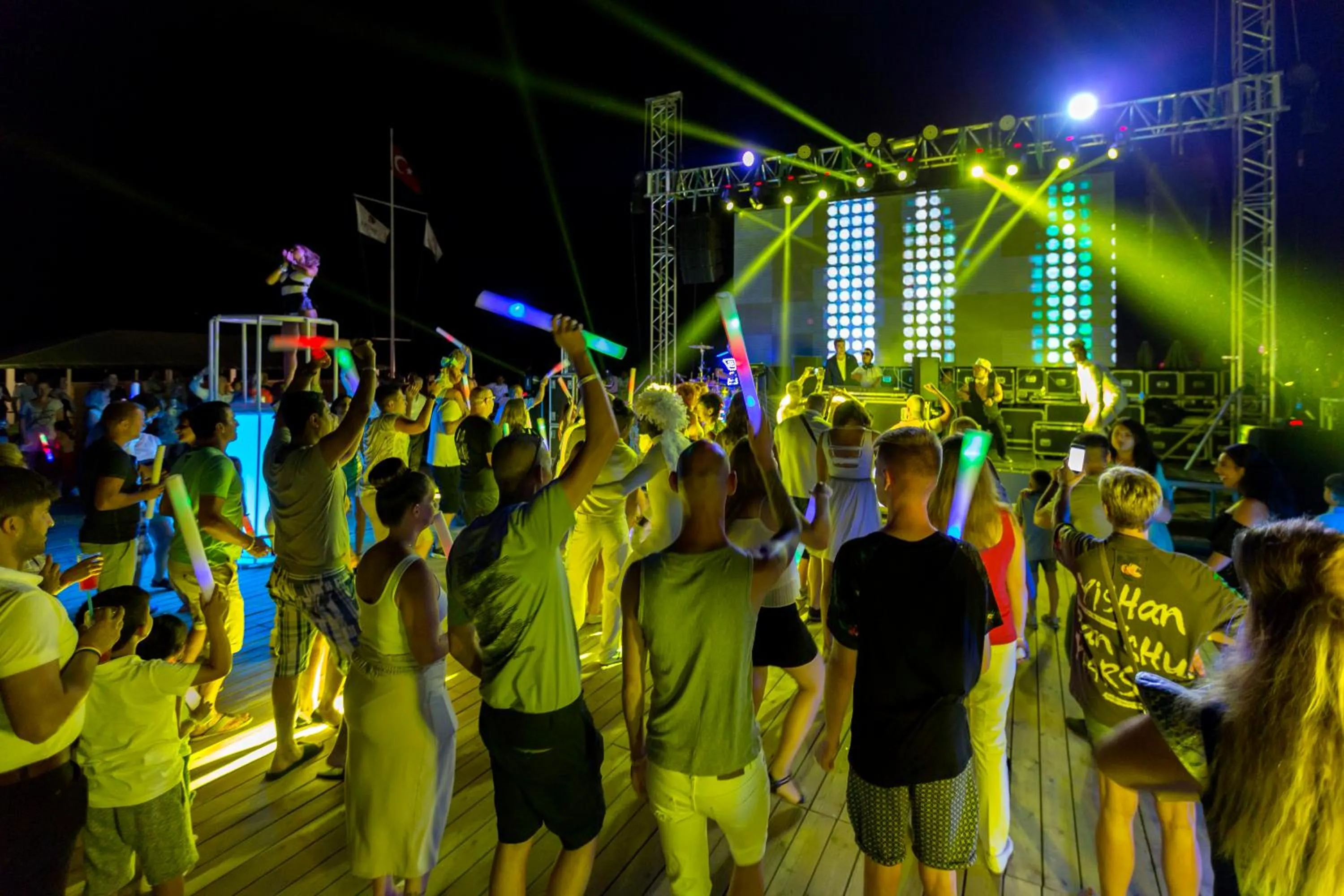 Entertainment in Royal Seginus