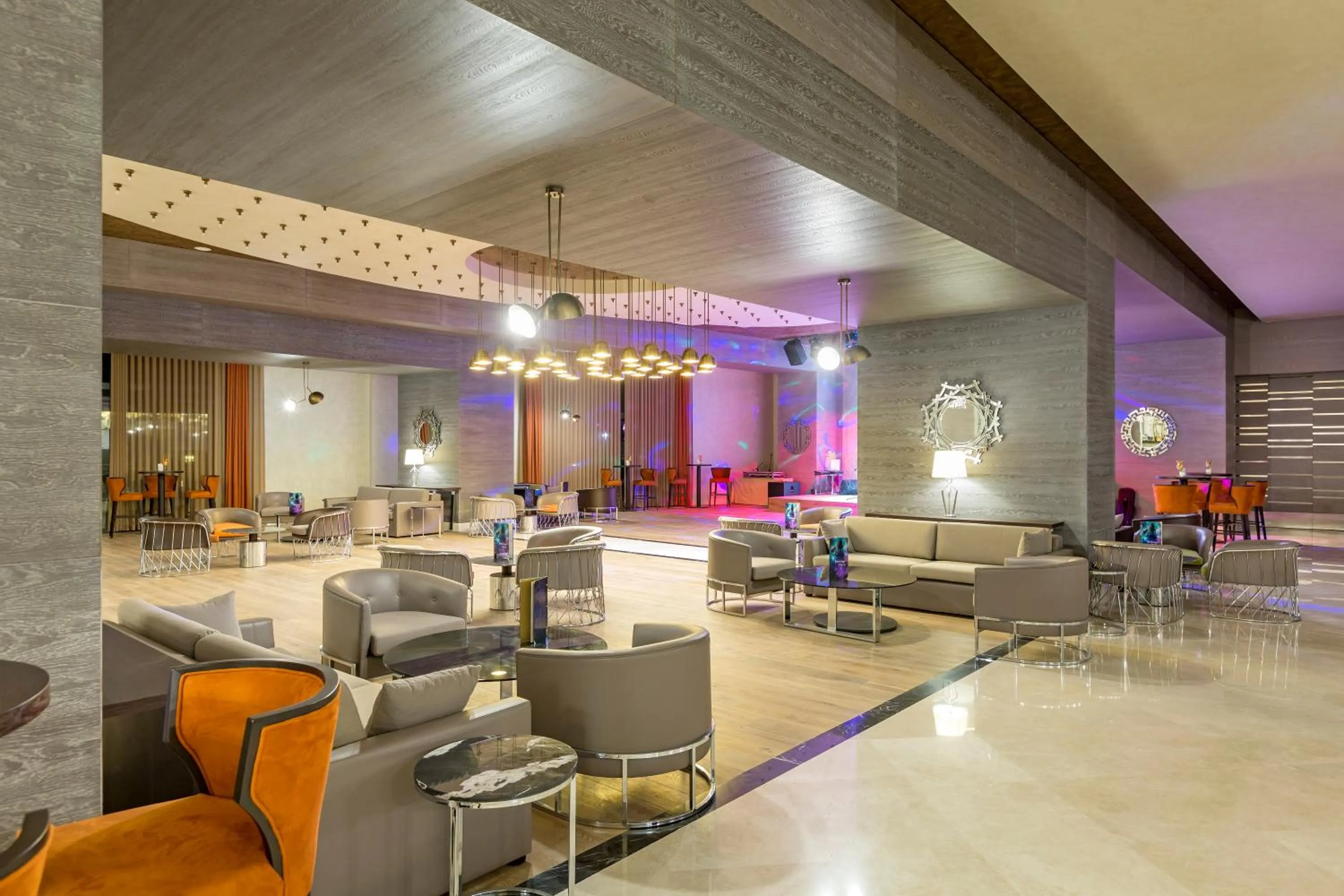 Lobby or reception in Royal Seginus