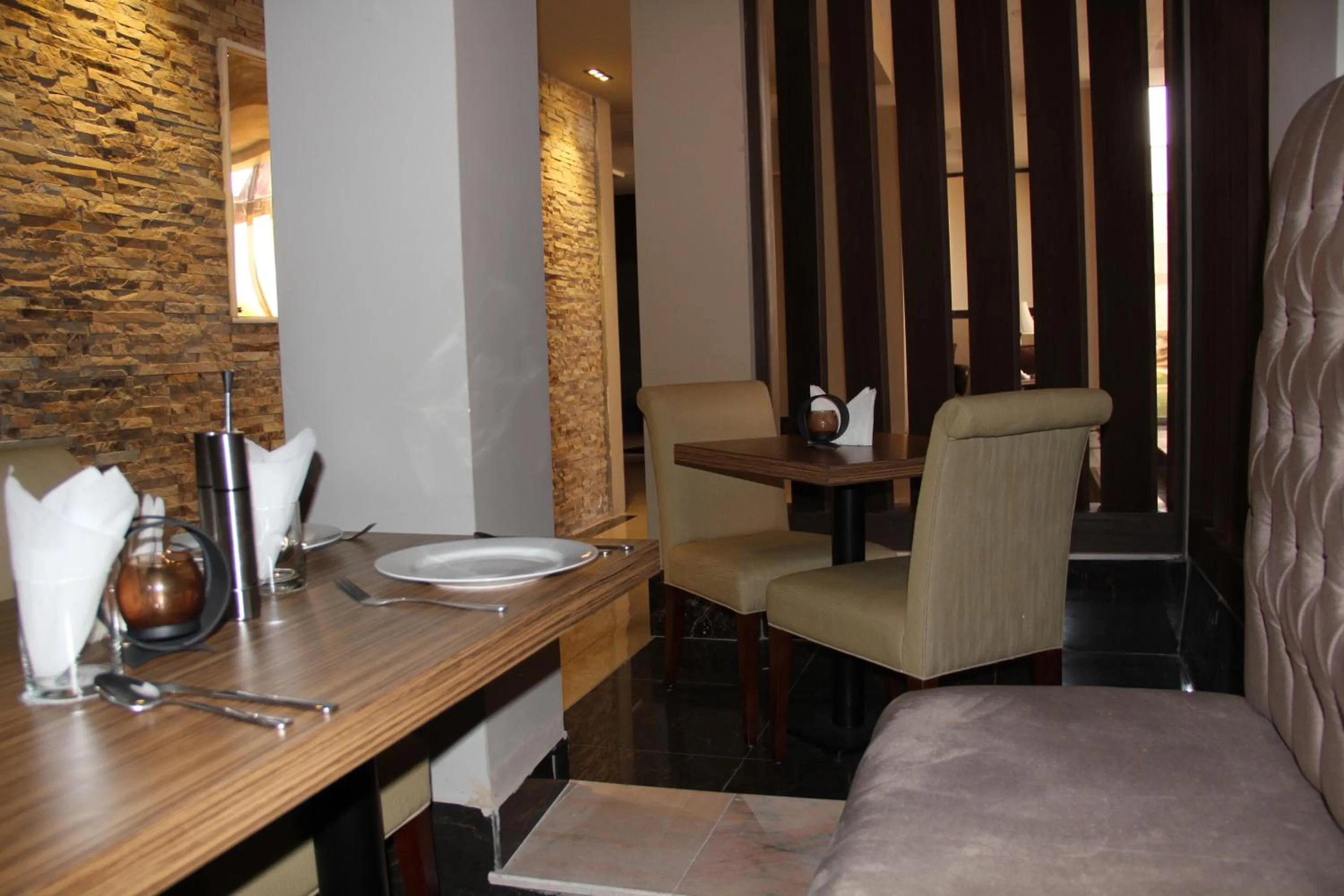 Dining area in Casablu Hotel