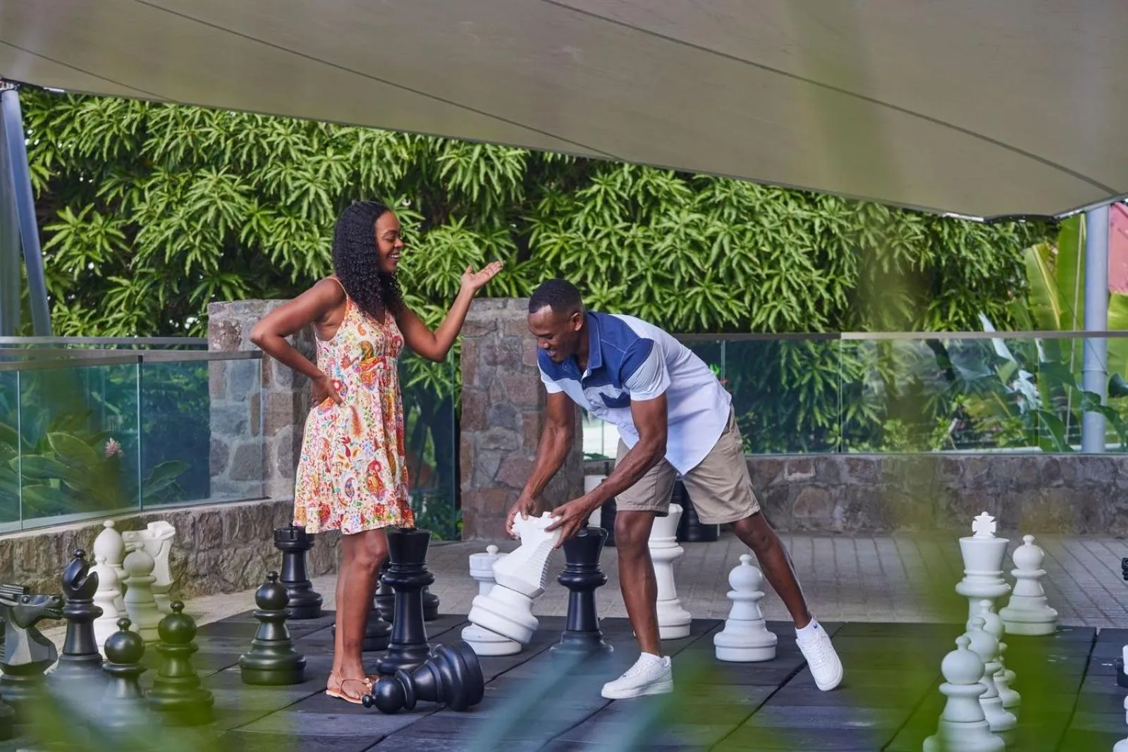 Entertainment in Fort Young Hotel