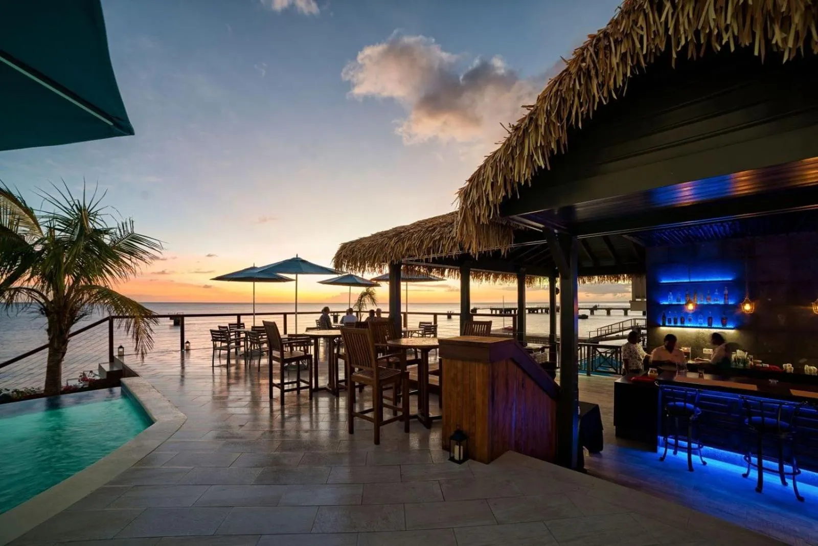 Lounge or bar in Fort Young Hotel