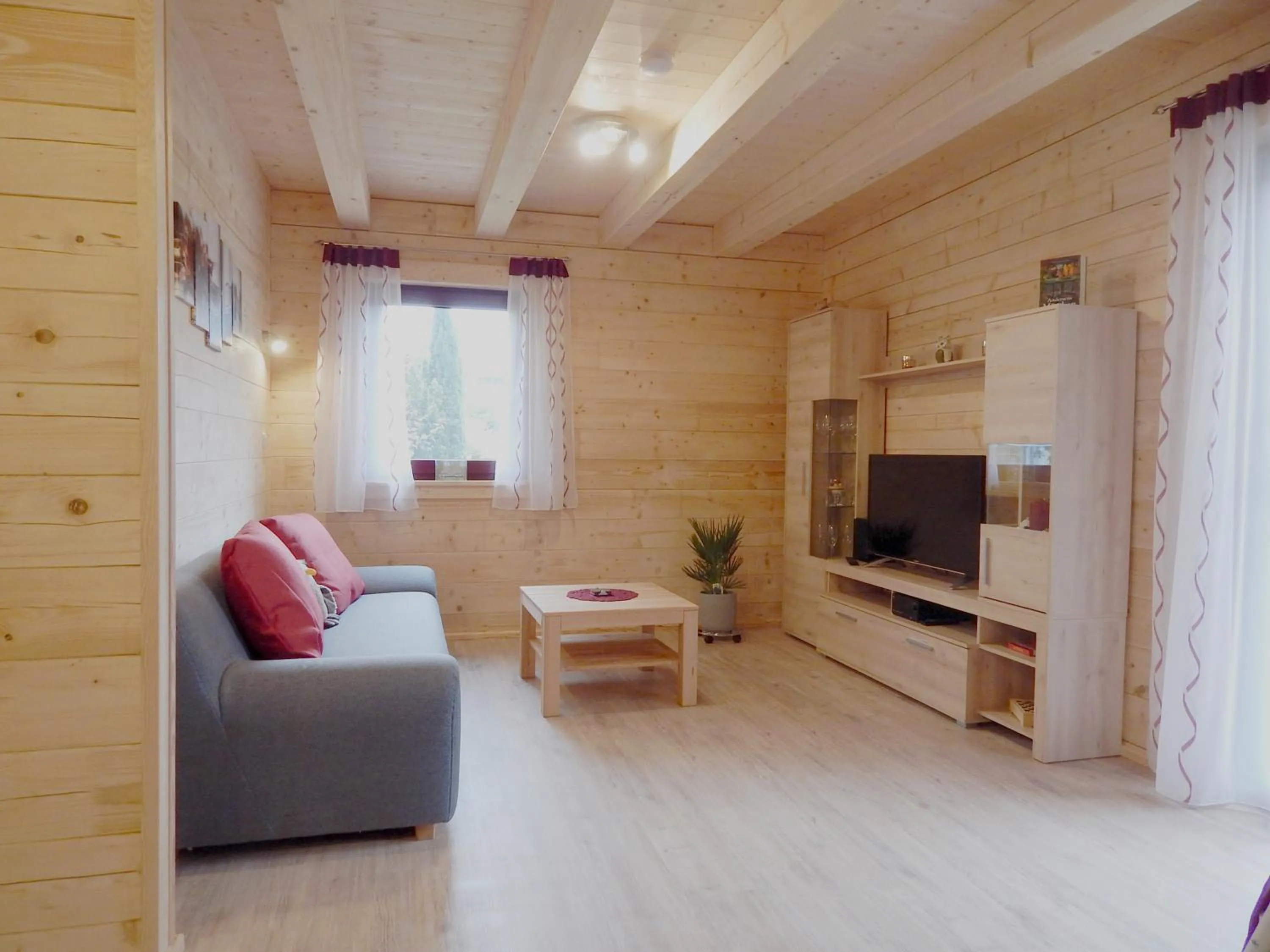 Holzblockhaus Stark