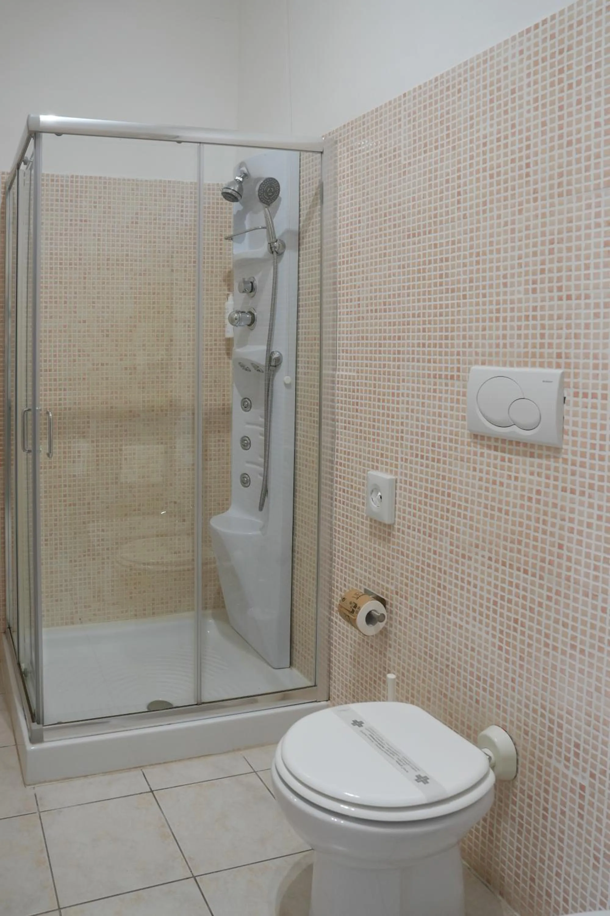 Shower in Resort Villa Hermosa
