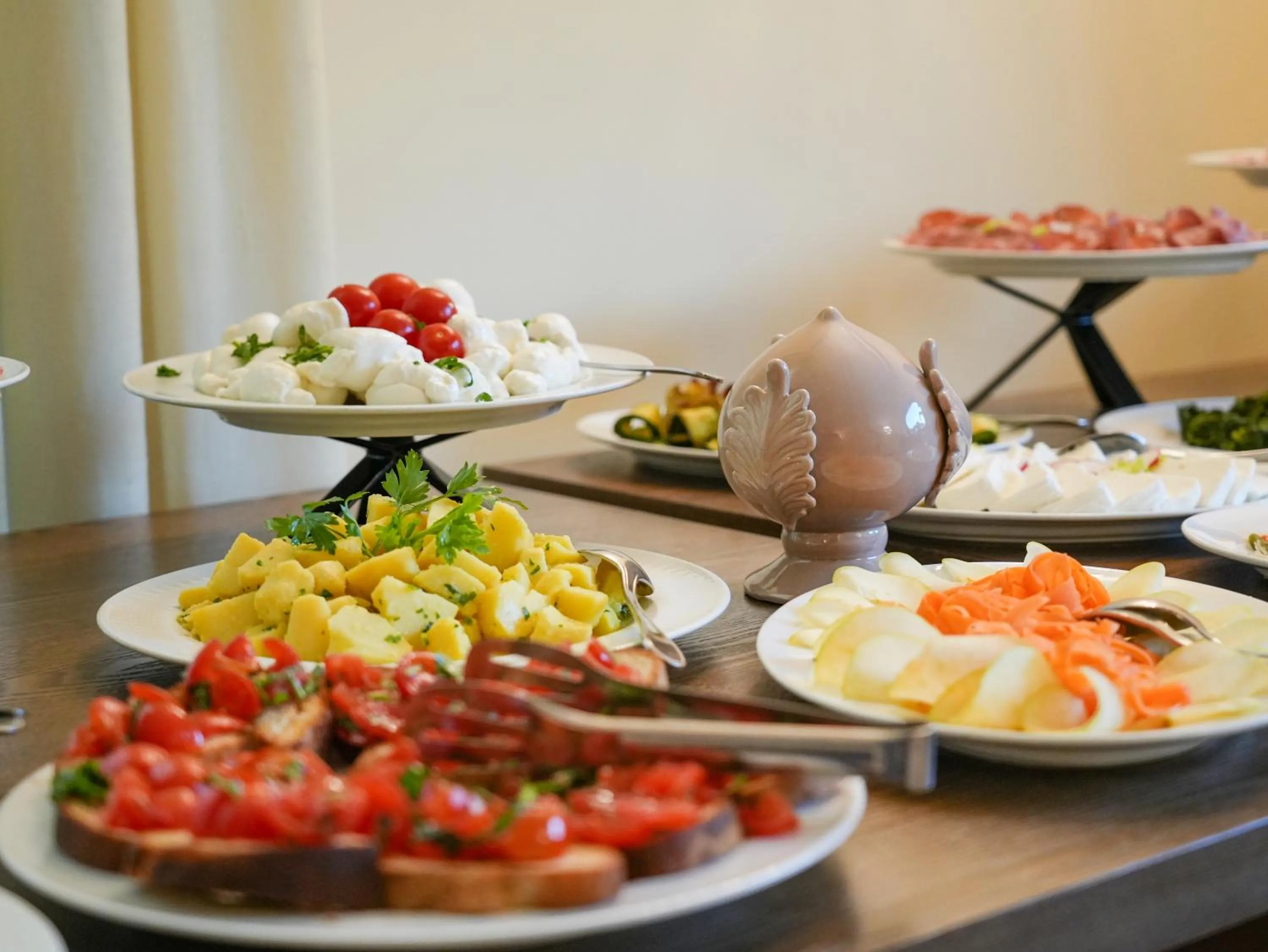 Food and drinks in Resort Villa Hermosa