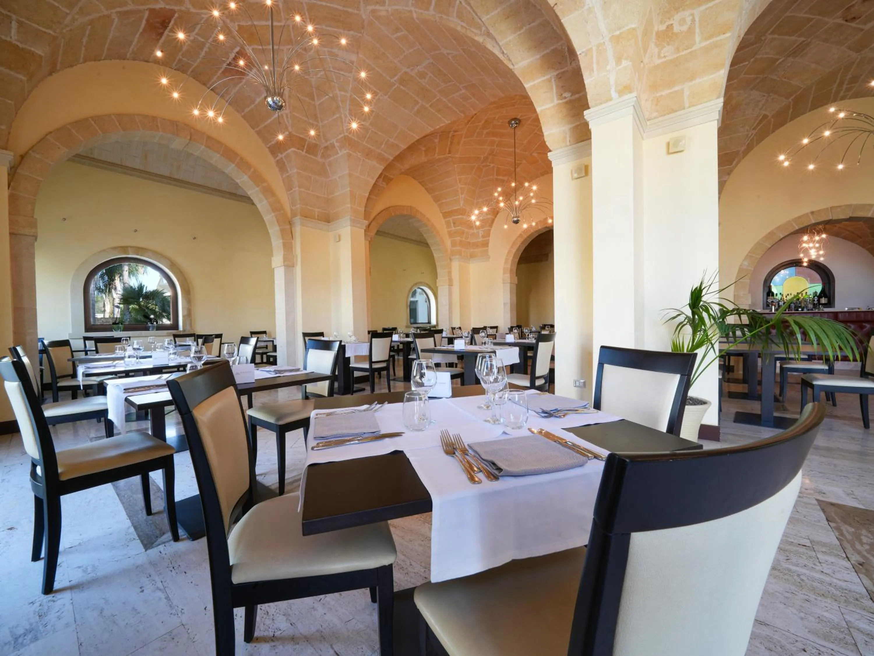 Restaurant/places to eat in Resort Villa Hermosa