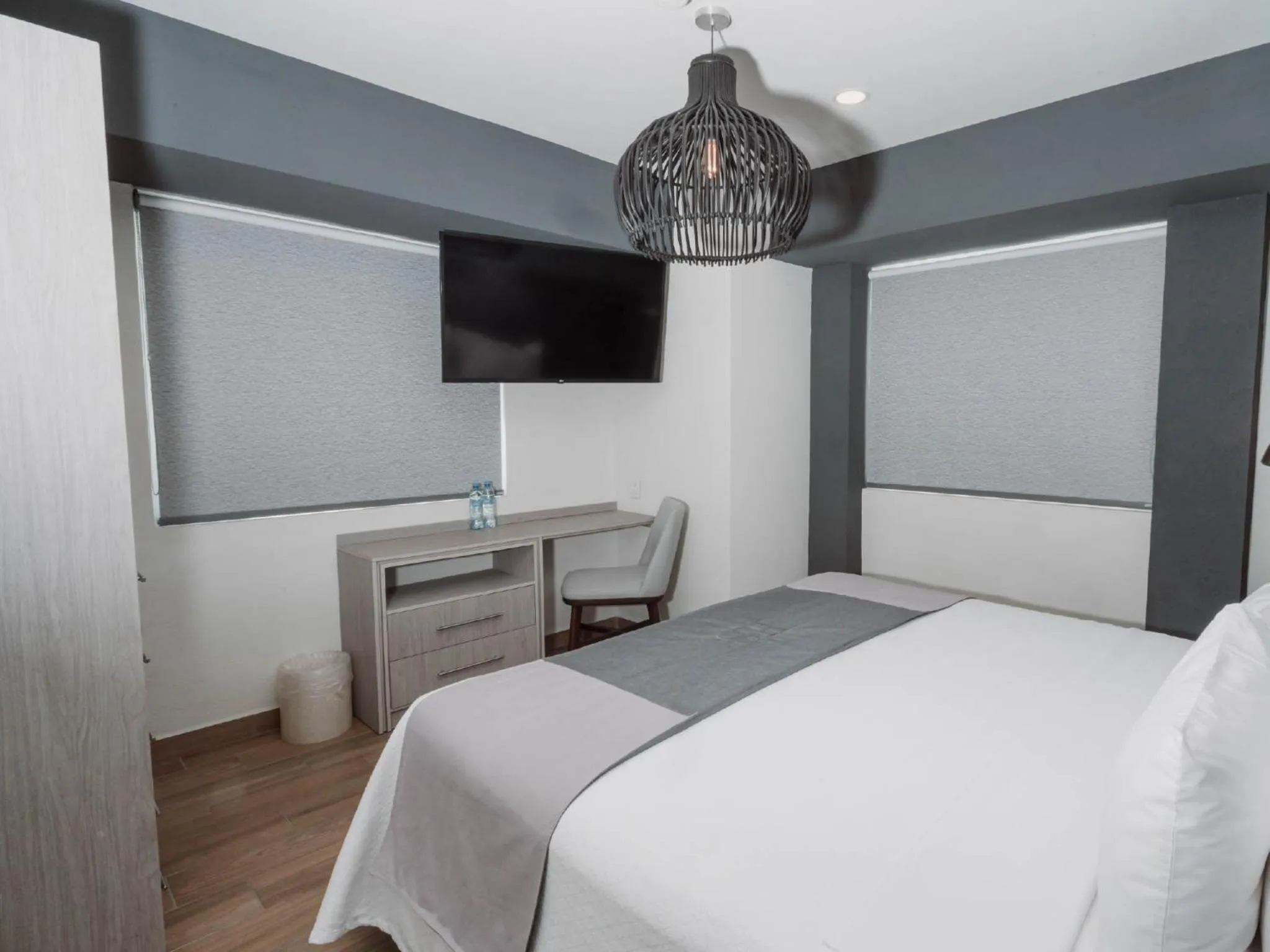 Communal lounge/ TV room, Bed in HS HOTSSON Hotel Acapulco