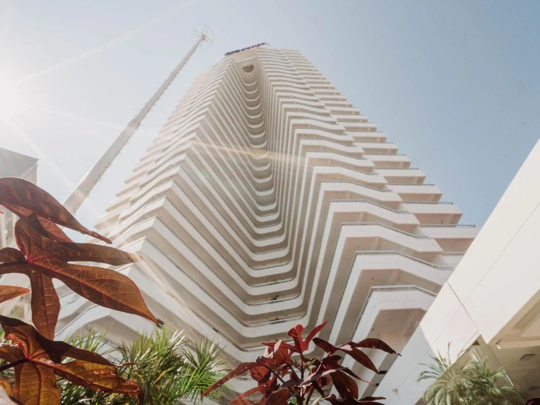 Property building in HS HOTSSON Hotel Acapulco