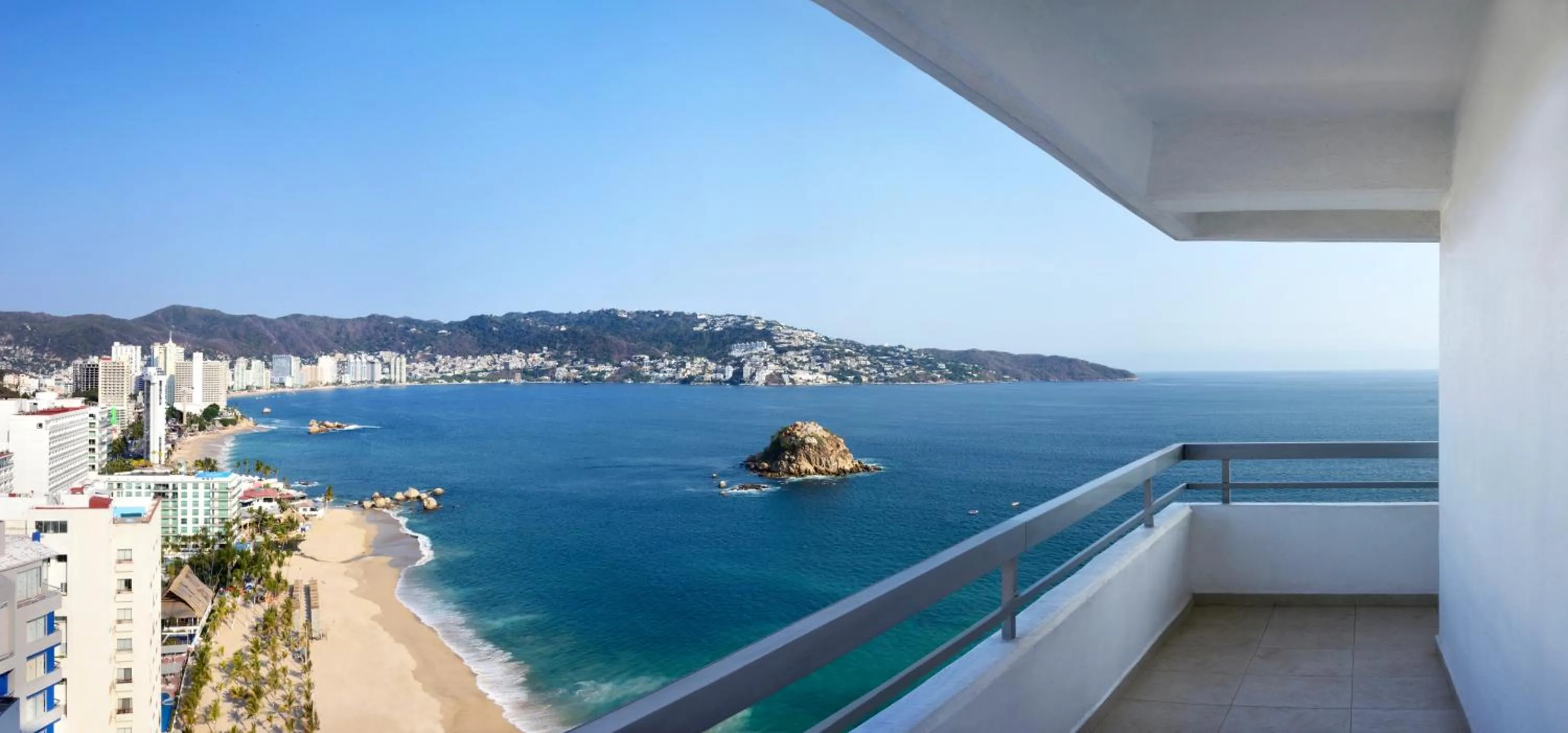 Sea view in HS HOTSSON Hotel Acapulco