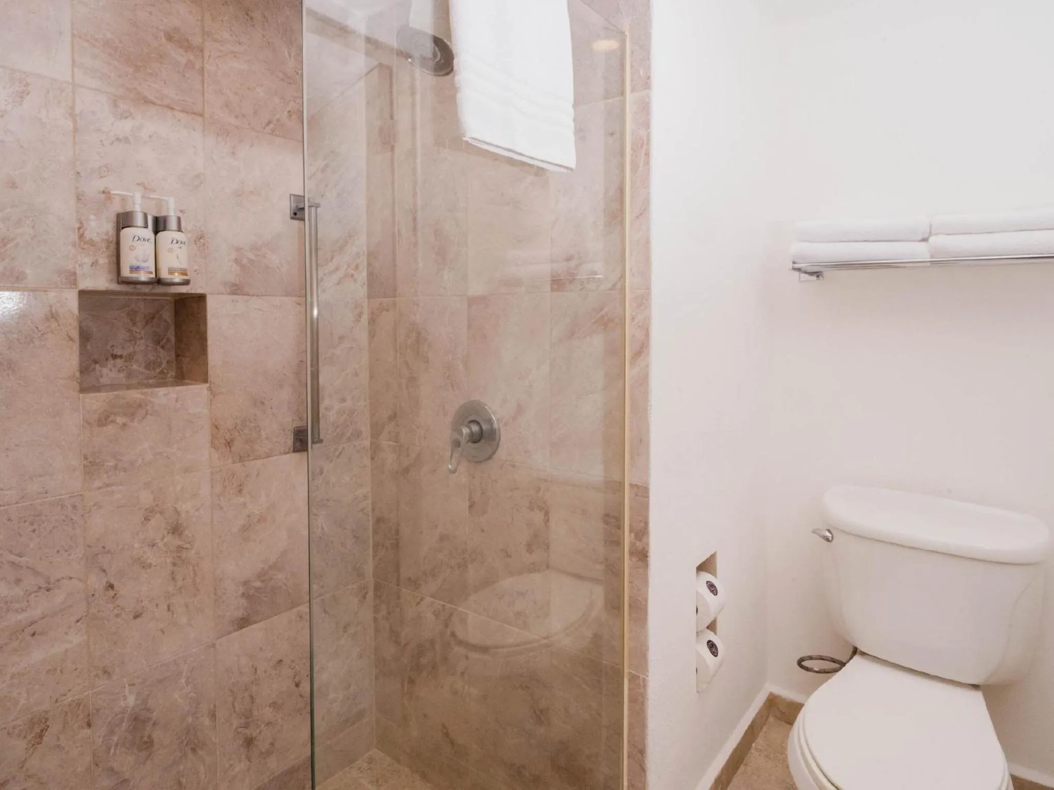 Bathroom in HS HOTSSON Hotel Acapulco