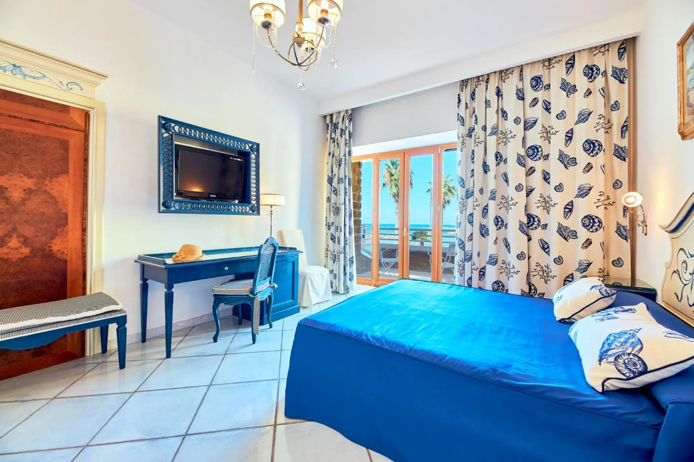 Deluxe Double Room with Sea View in Hotel Villa Sirio Deluxe Double Room with Sea View in Hotel Villa Sirio