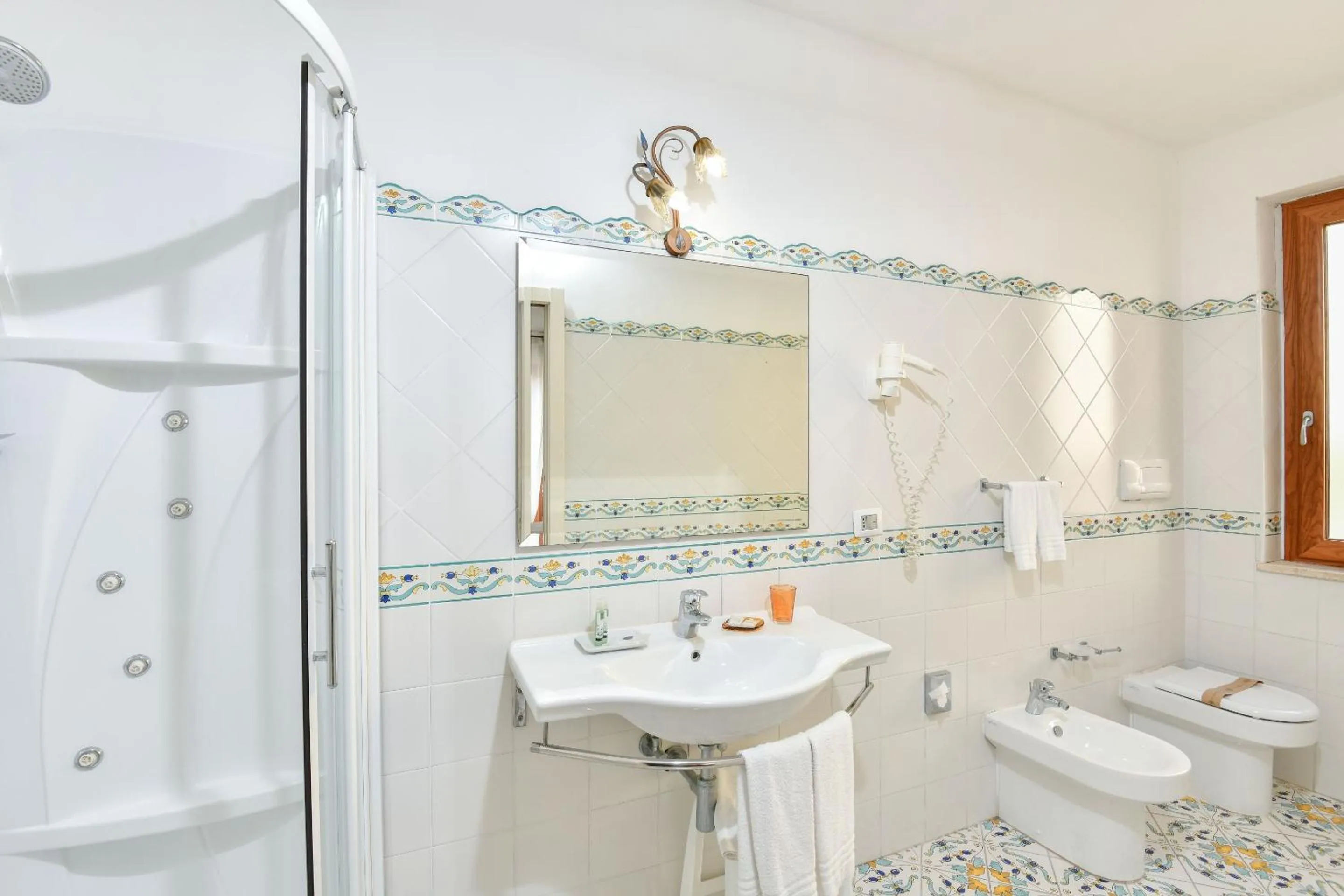 Bathroom in Hotel Villa Sirio