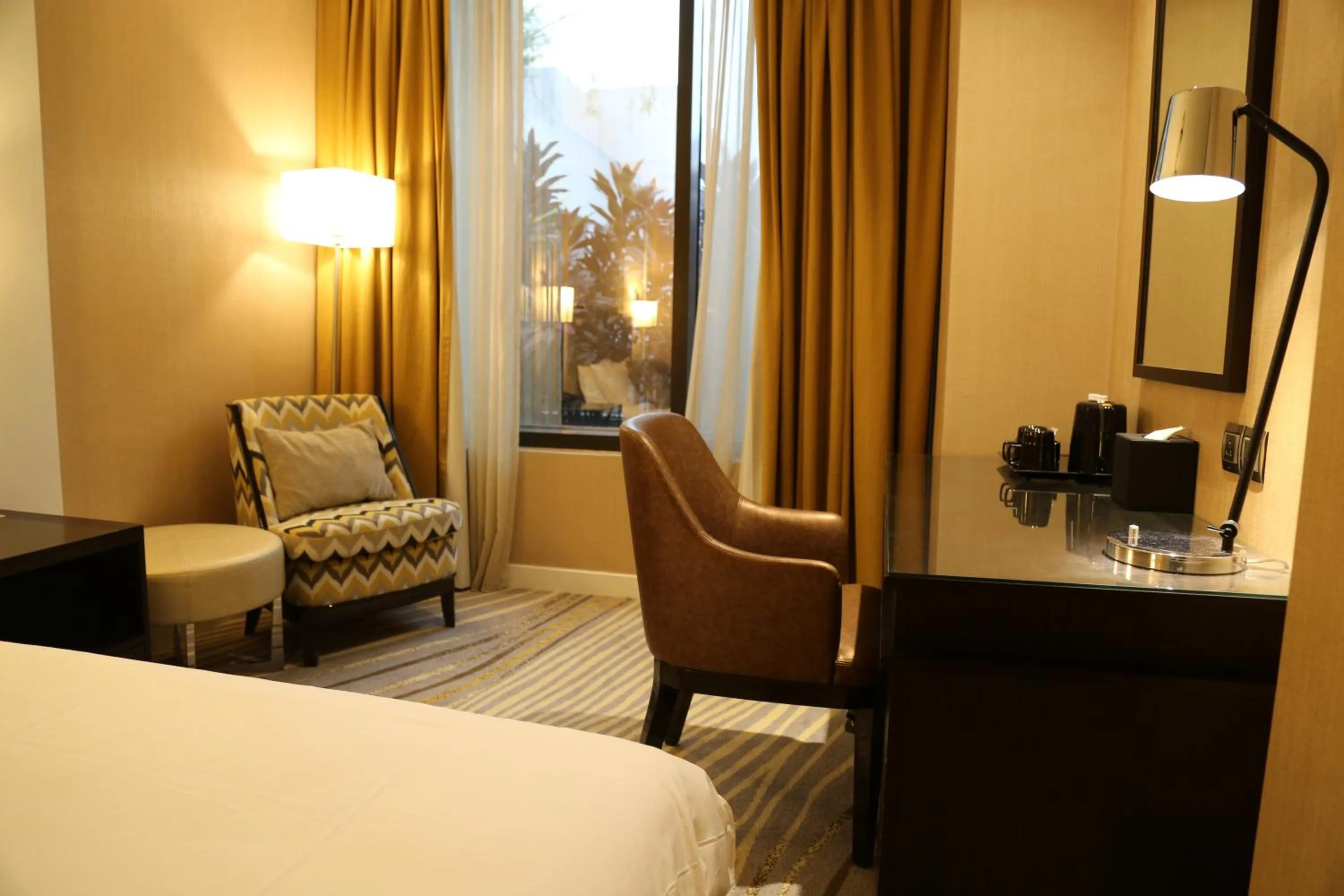 Area and facilities, Bed in Ambassador Transit Hotel - Terminal 2