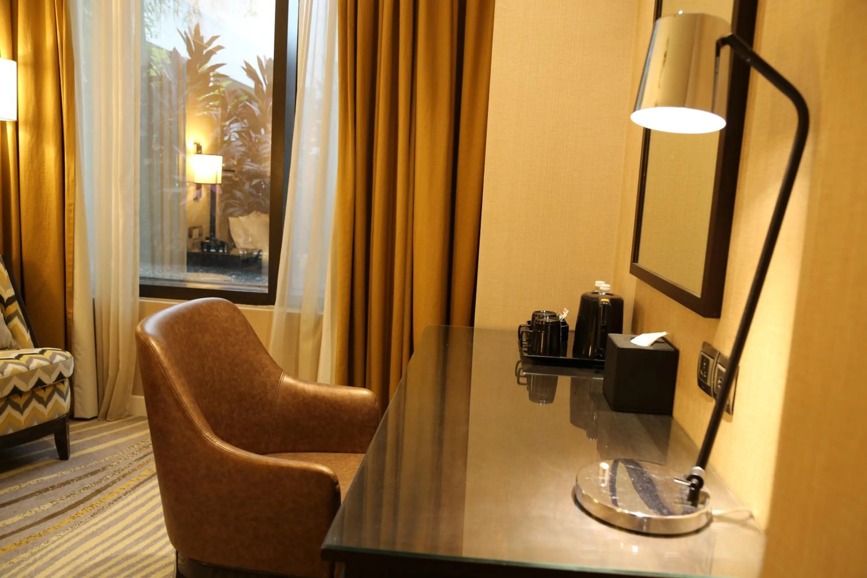 Coffee/tea facilities in Ambassador Transit Hotel - Terminal 2