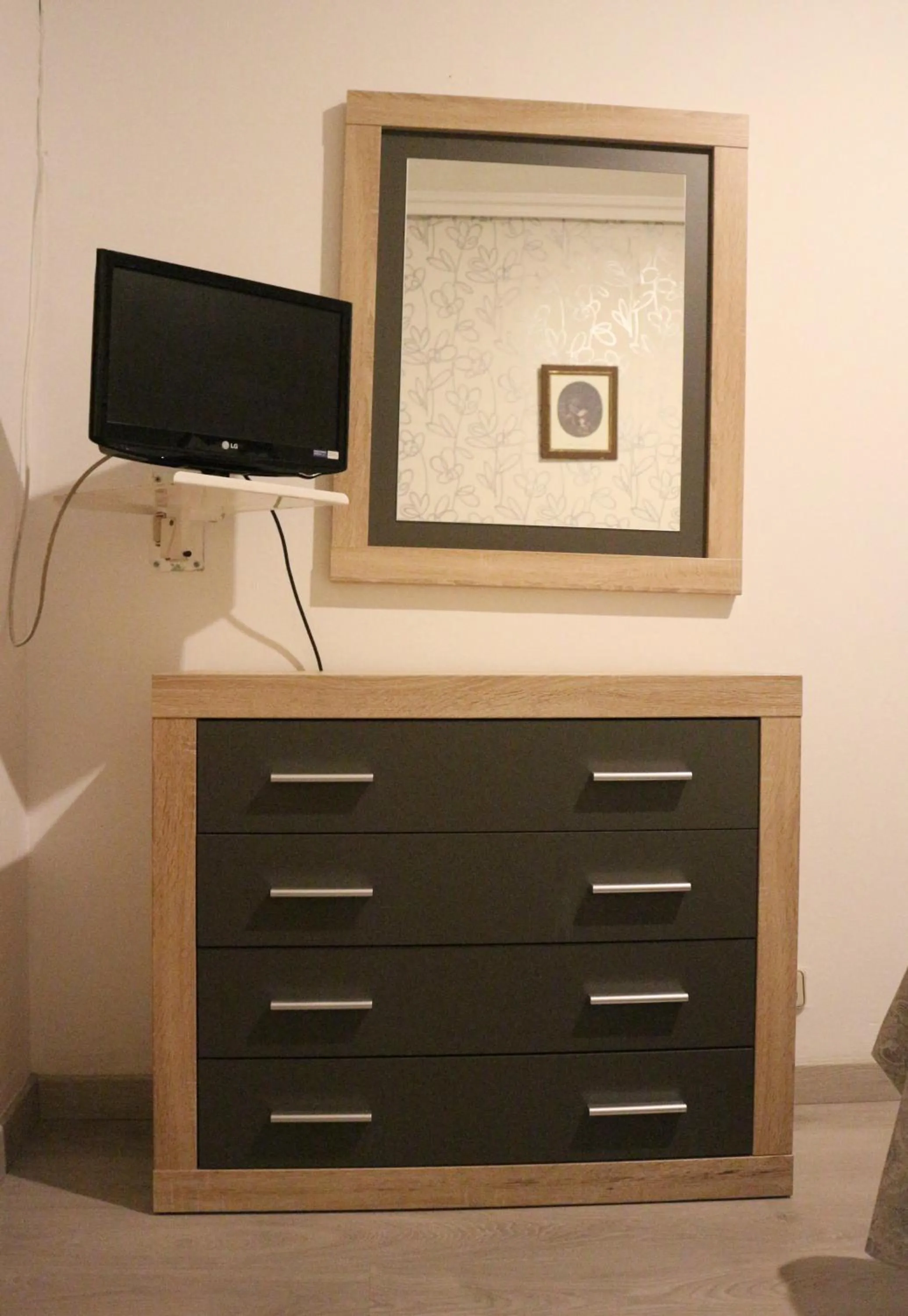 Photo of the whole room in Pensión San Isidro