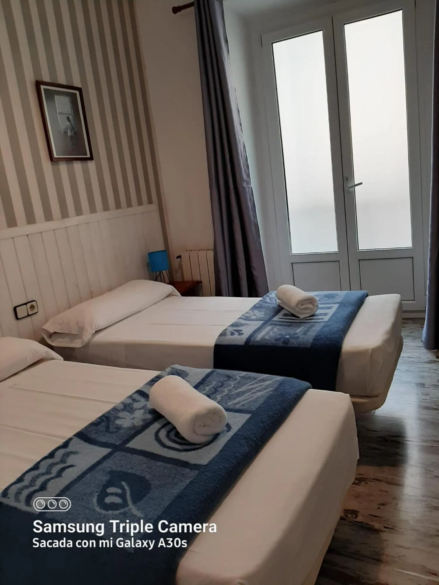 Photo of the whole room, Bed in Pensión San Isidro