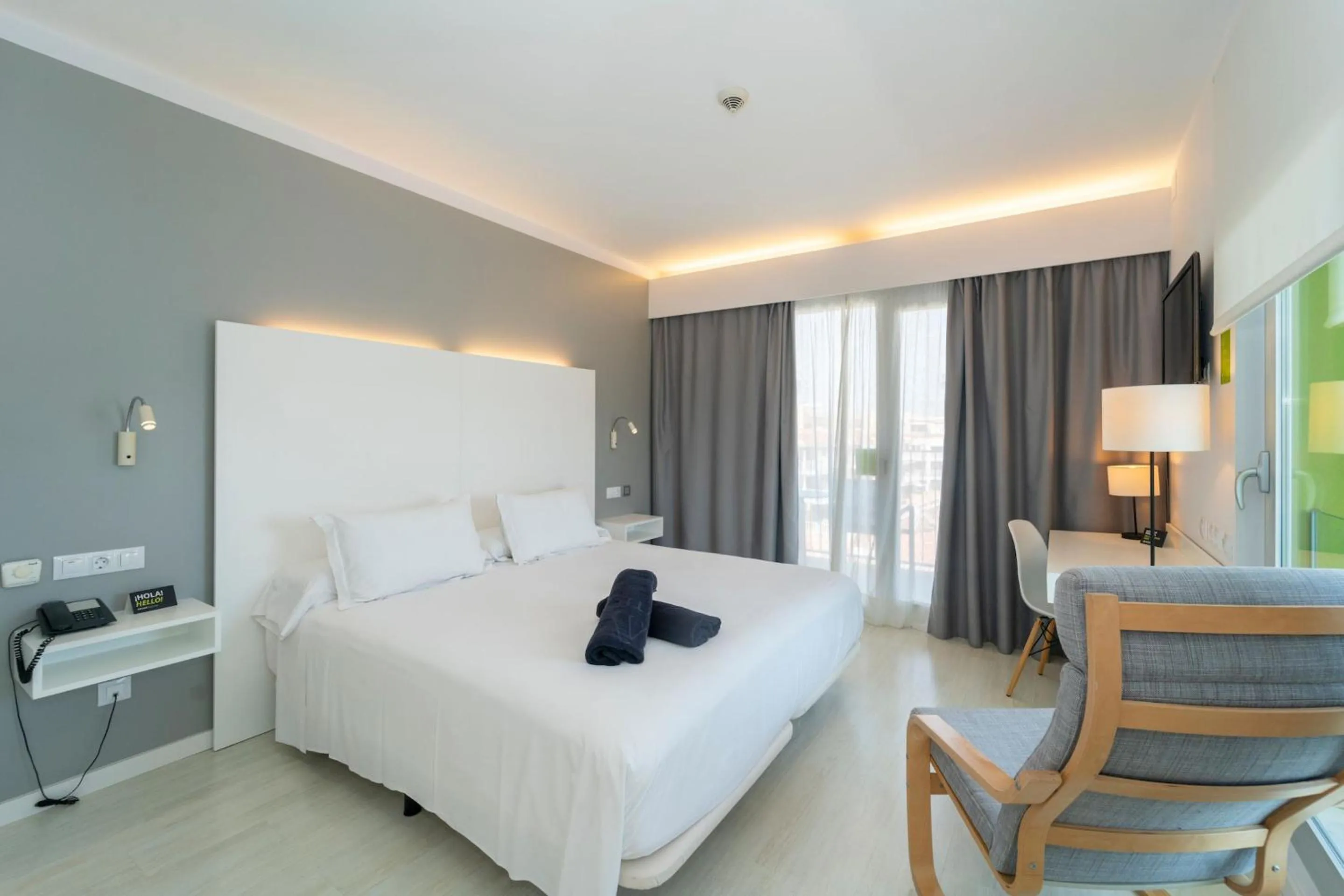 Bedroom, Bed in ARTIEM Carlos - Adults Only