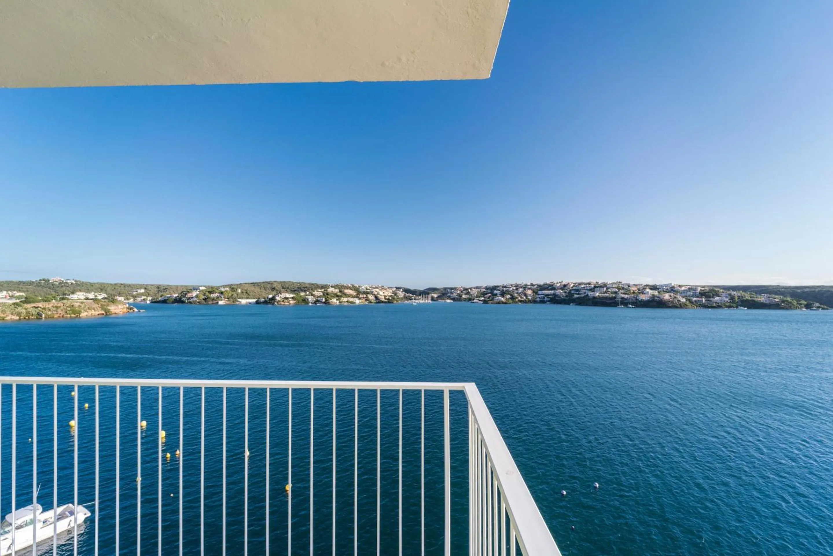 Off site in ARTIEM Carlos - Adults Only