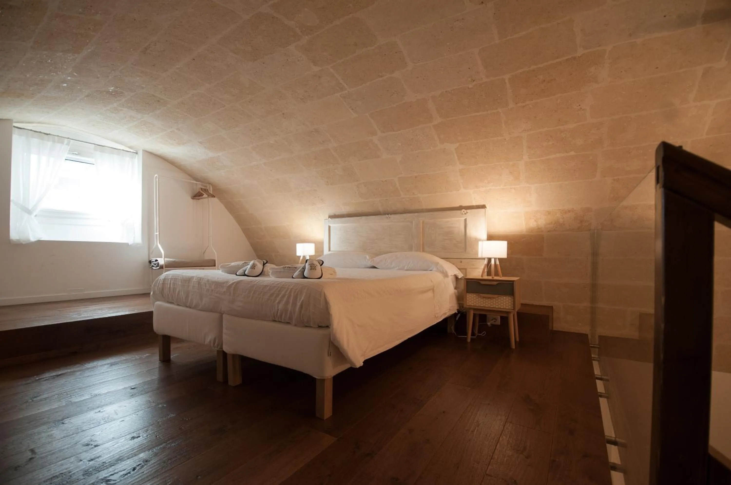 Bedroom, Bed in Le Origini