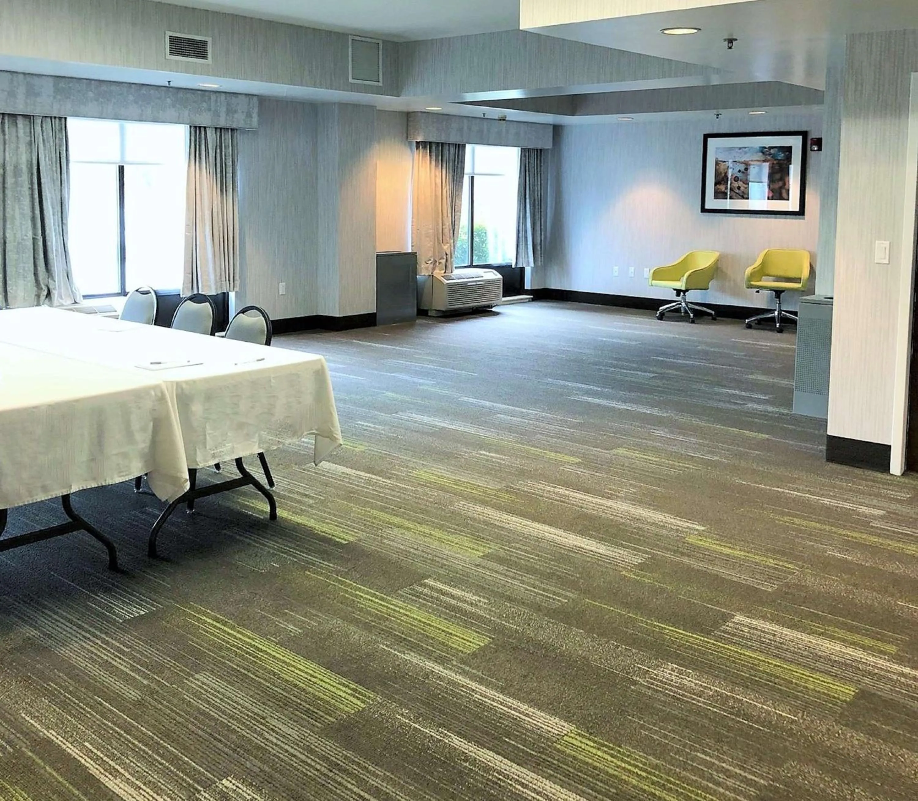 Meeting/conference room, Bed in Hampton Inn Williamsport