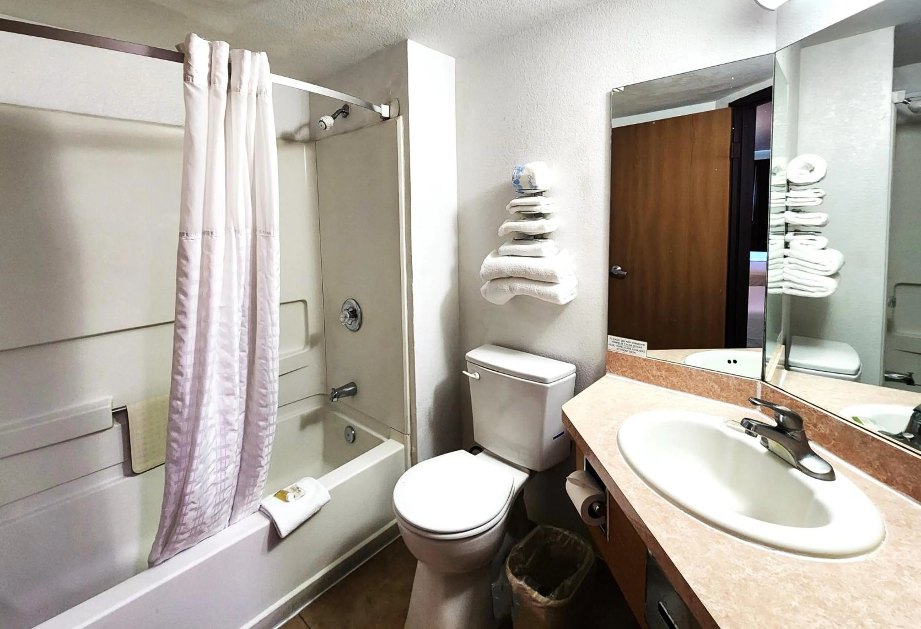 Bathroom in Super 8 by Wyndham Austin North/University Area